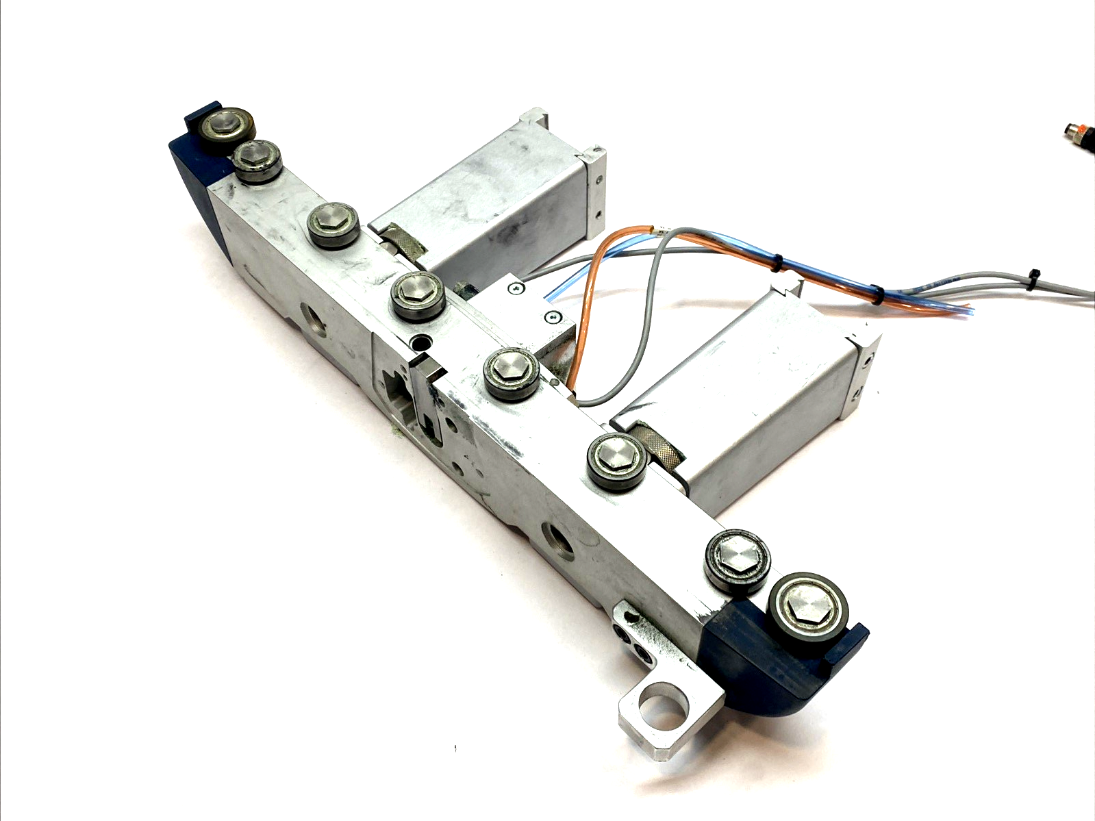 MT85093 | Montratec DC 24V Pneumatic Module EPV-4-400 - For parts or not working - Maverick Industrial Sales