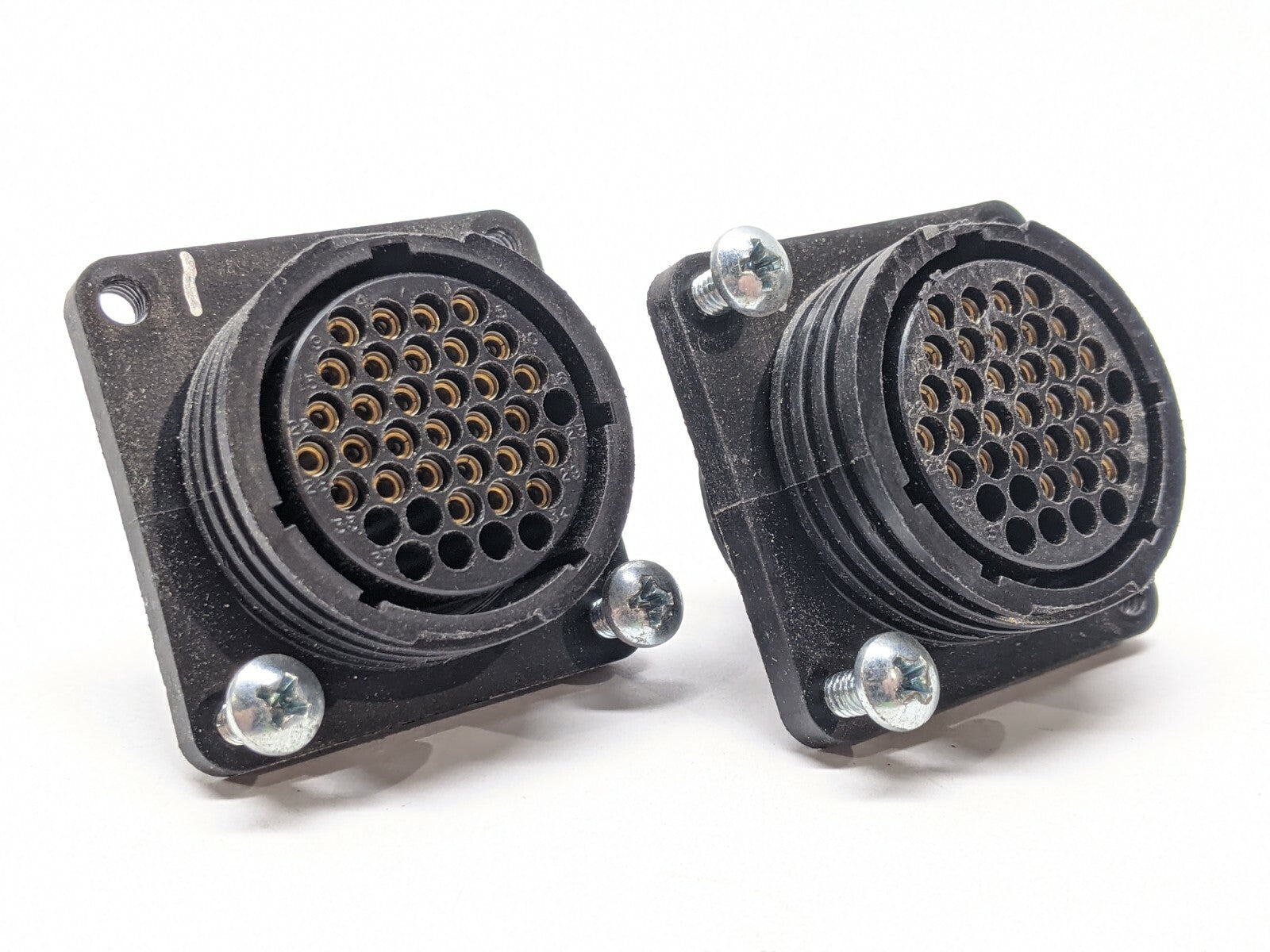 206306-1 | TE Connector Housing 37 Position AMP CPC Receptacle LOT OF 2 - Used - Maverick Industrial Sales