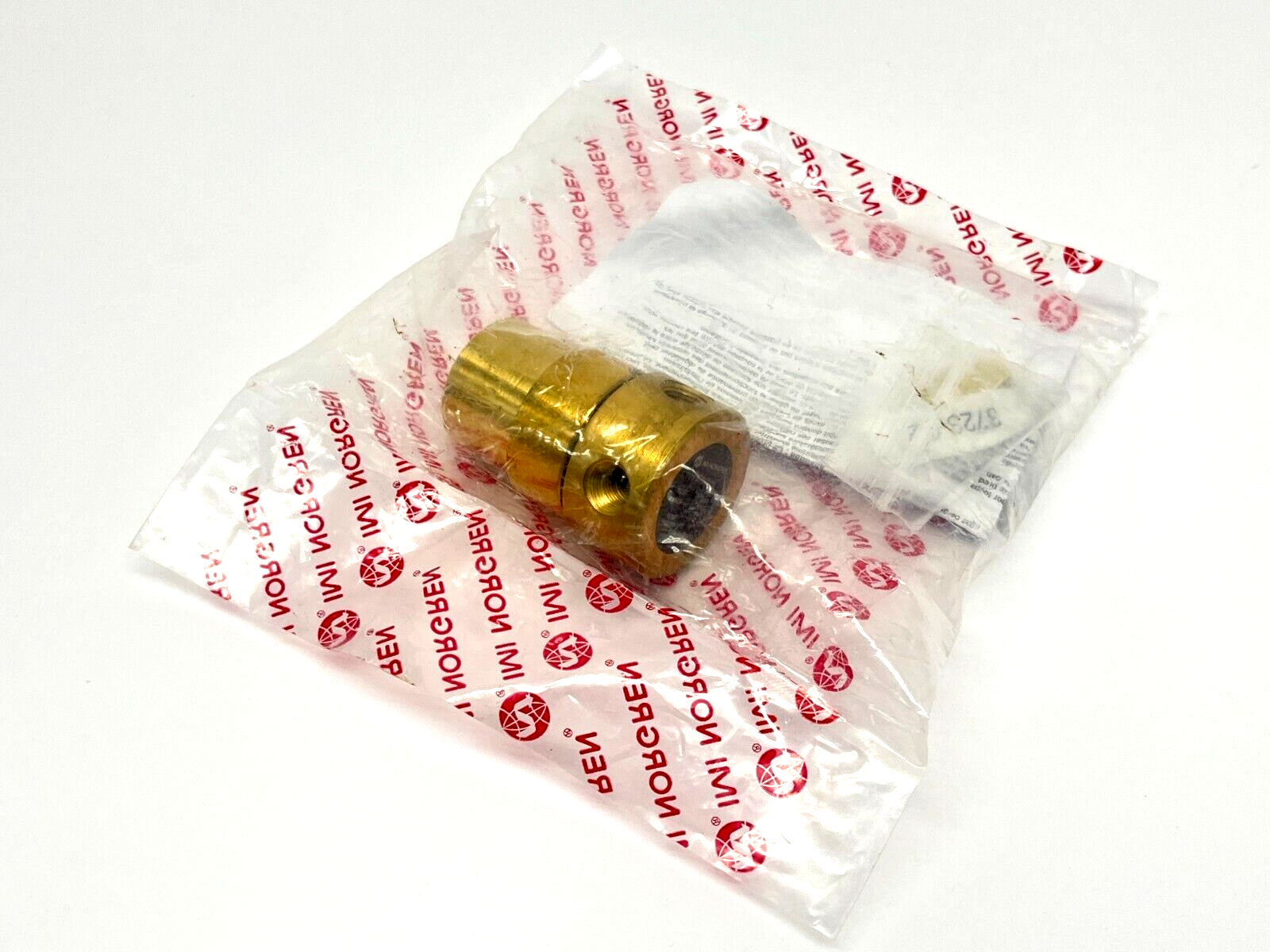 Norgren R16-100-R15A Nonadjustable Pressure Regulator 1/8" PTF - New - Maverick Industrial Sales