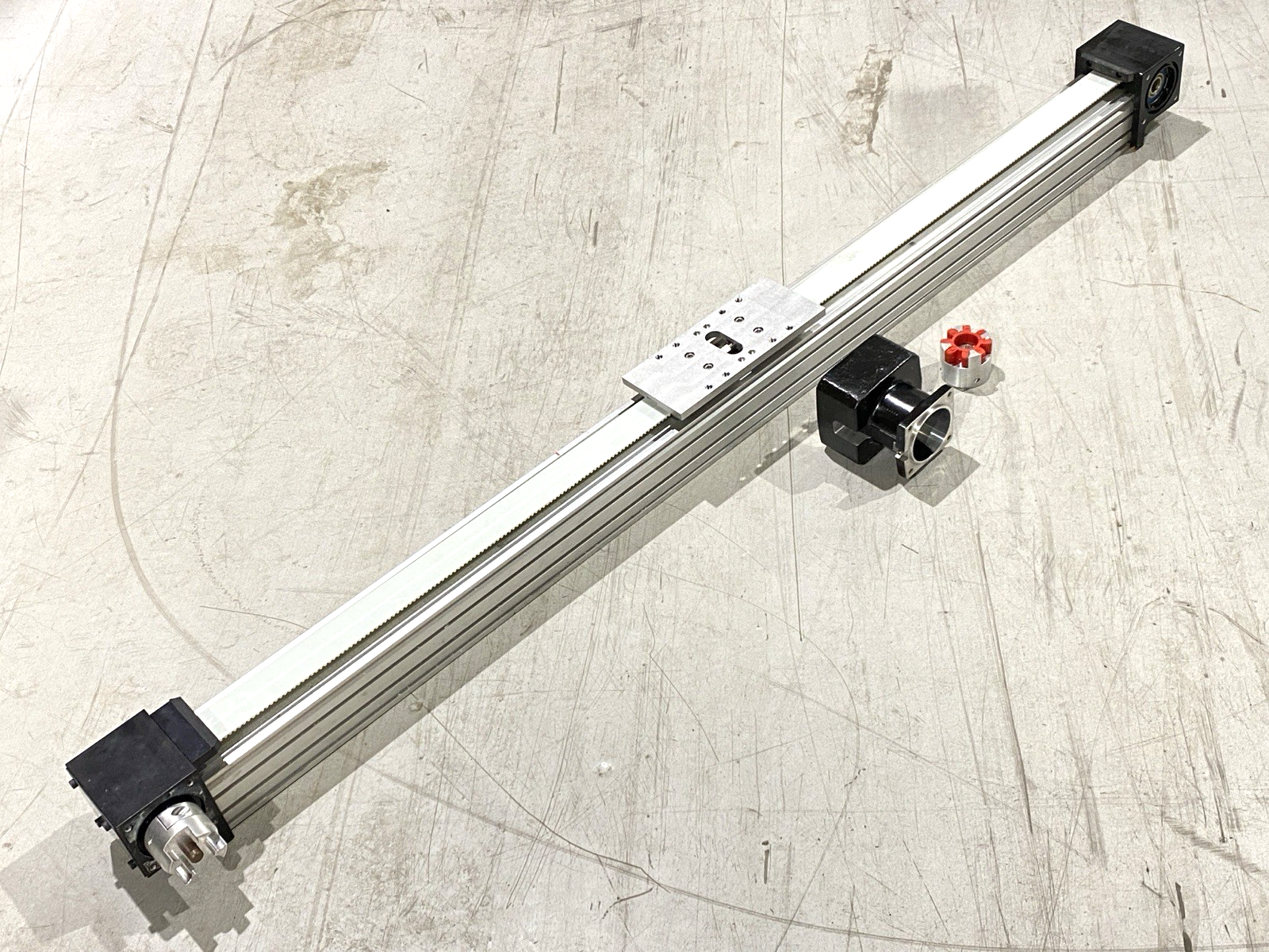 MXB50UBWS40SK43.000SDRYM252502 | Tolomatic Rodless Belt Drive Actuator 43" Stroke - Used - Maverick Industrial Sales