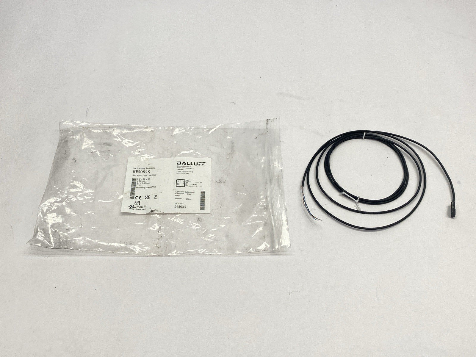 Balluff BES054K Inductive Proximity Sensor BES R04KC-PSF15B-EP02 - New – Open box - Maverick Industrial Sales