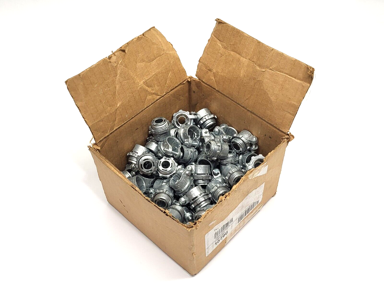 L42 | Arlington Flexible Conduit Connector 3/8" BOX OF 97 - New – Open box - Maverick Industrial Sales