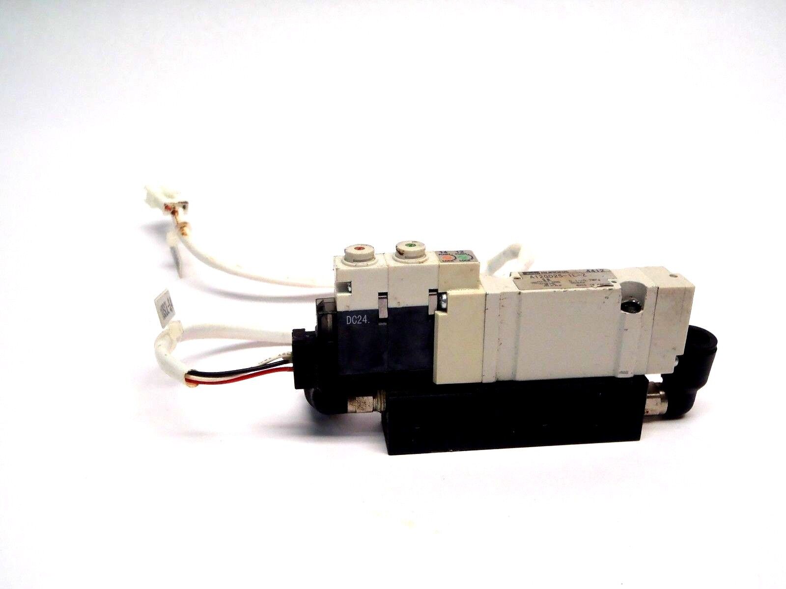 A12GP25-IL-Z | Parker Kuroda A12GD25-1L-Z Solenoid Valve - Used - Maverick Industrial Sales