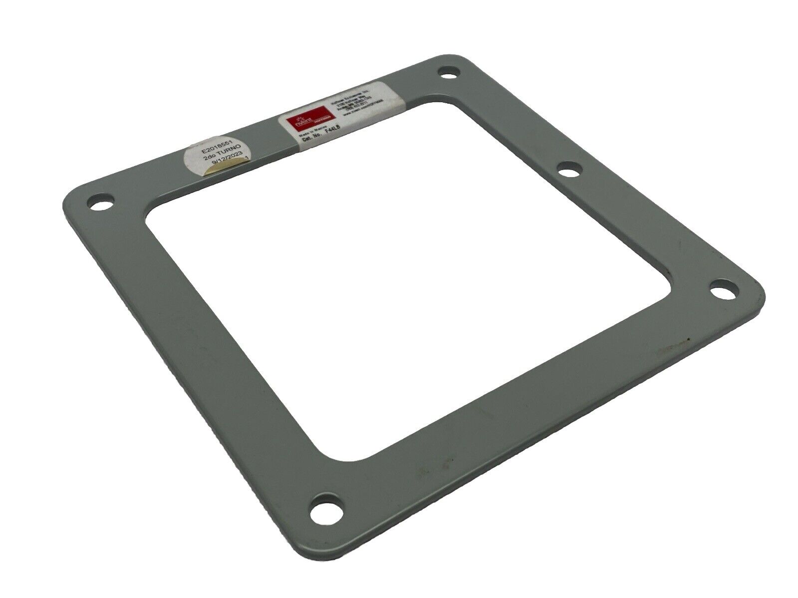 Hoffman F44LB nVent Box Connector Lay-in 4.00x4.00 Gray Steel - New – Open box - Maverick Industrial Sales