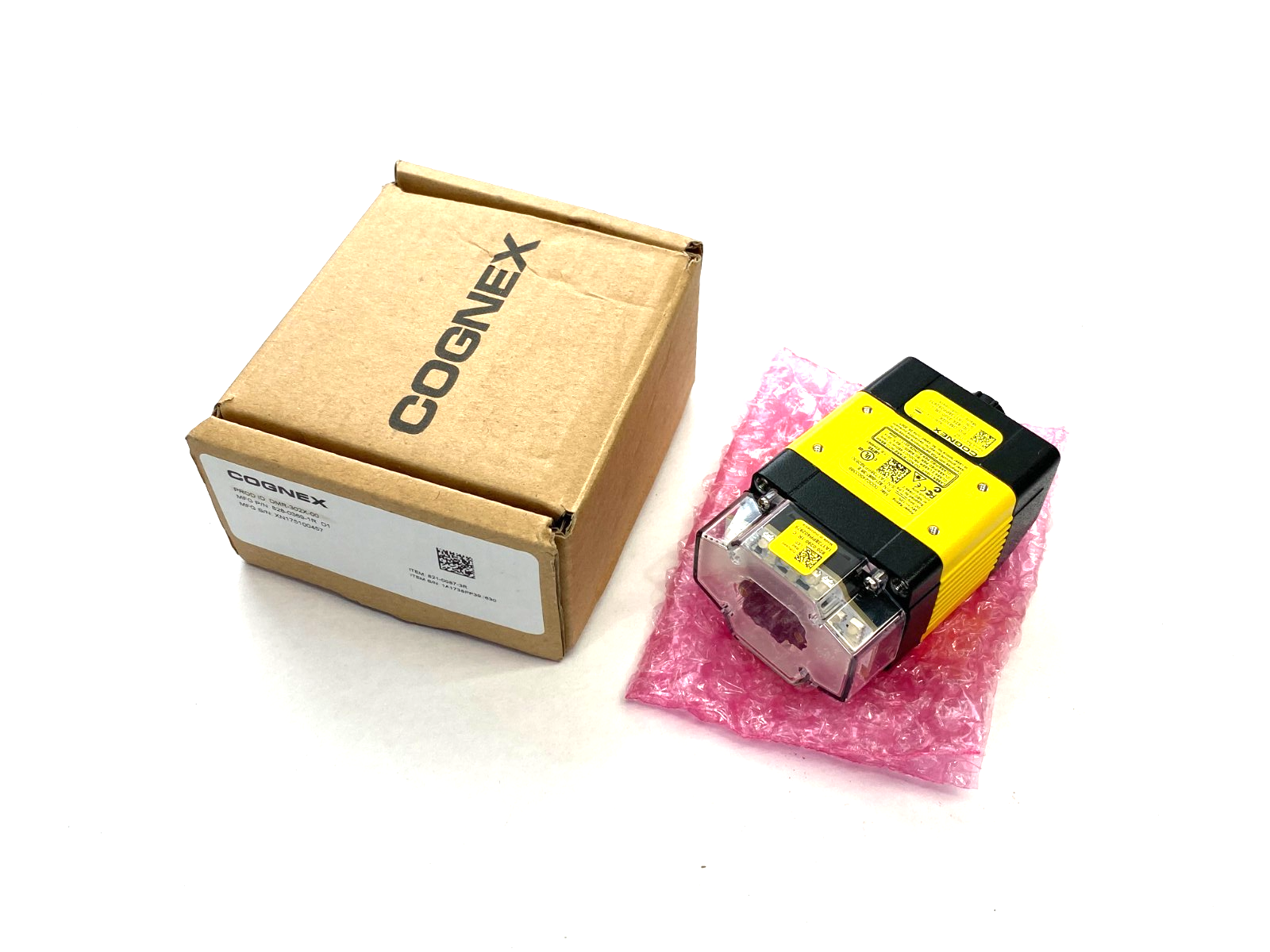 Cognex DMR-302X-00 Barcode Reader 828-0369-1R w/ 820-0290-1R Diff. LED Lens - Maverick Industrial Sales