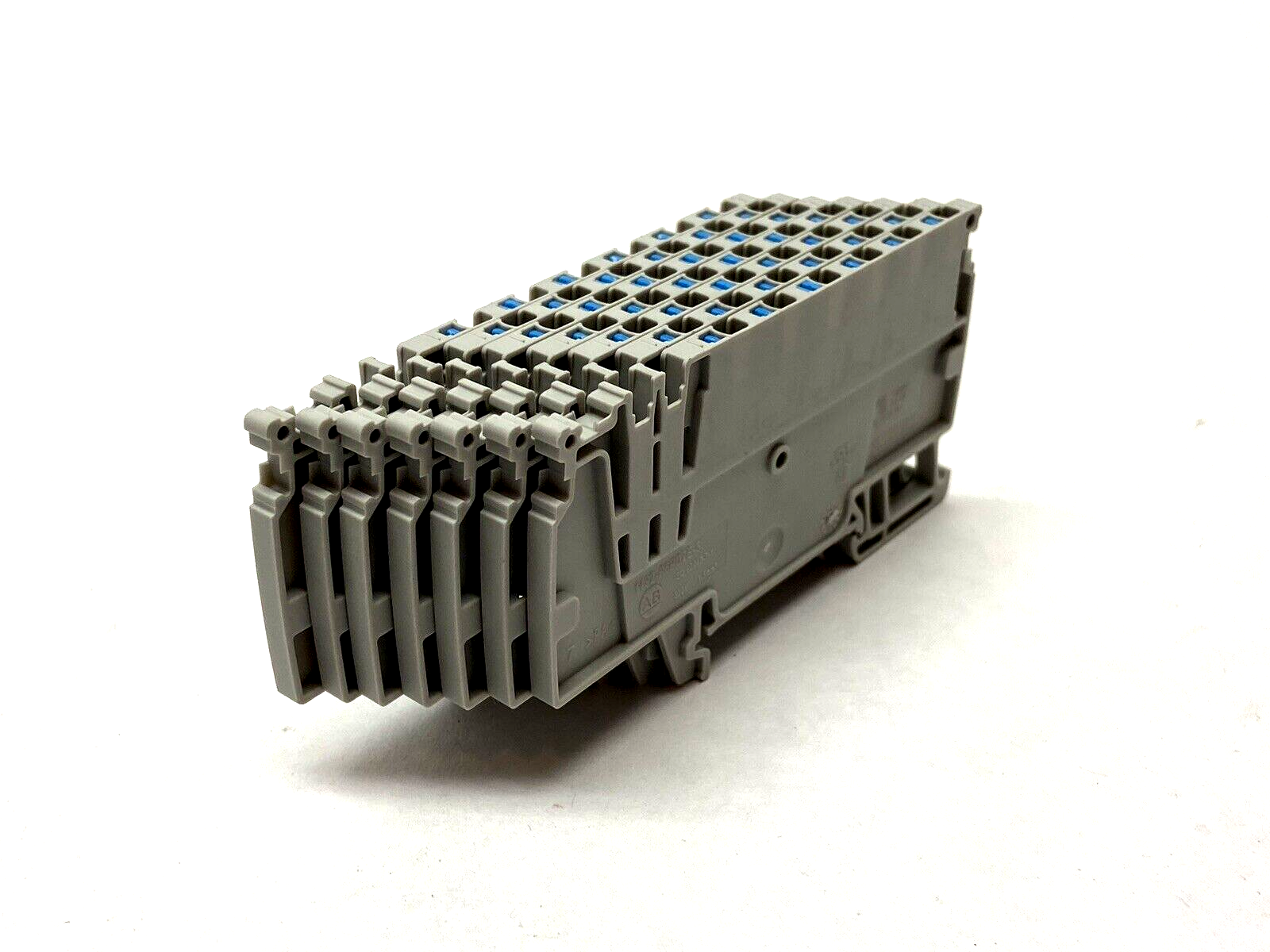 1492-P6PD2E-6B | Allen Bradley Feed-Through Push-in Terminal Block LOT OF 7 - Used - Maverick Industrial Sales