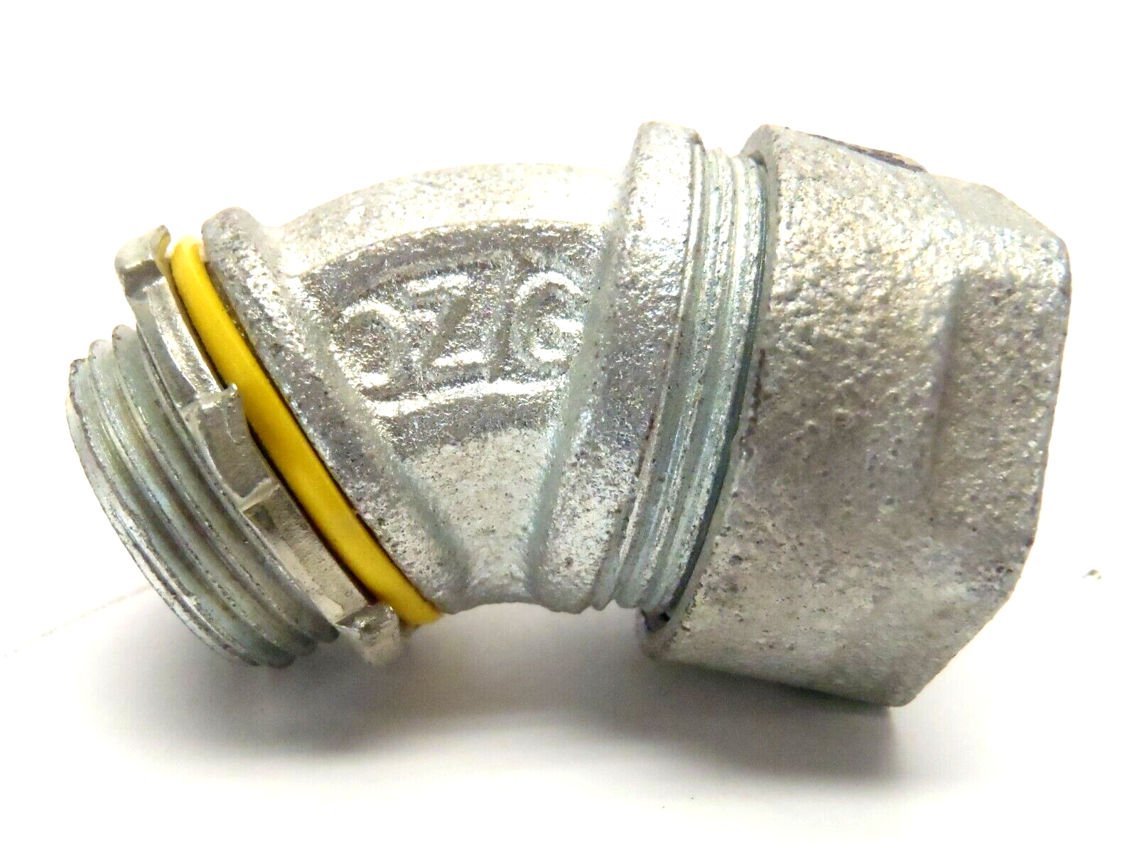 4Q-475 | OZ Gedney LiquidTight 45 Deg Connector 3/4" Inch w/ KO Sealing Ring - New Other - Maverick Industrial Sales