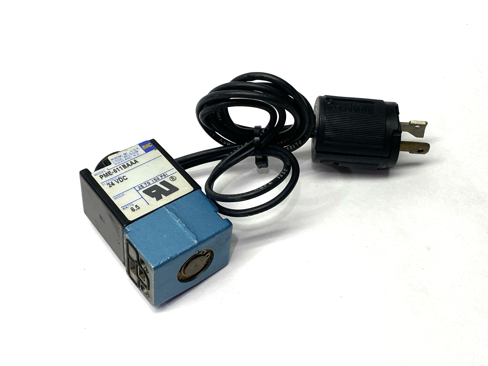 PME-611BAAA | MAC Valves Solenoid Coil 25-150PSI 8.5W 24VDC MISSING SCREW - Used - Maverick Industrial Sales