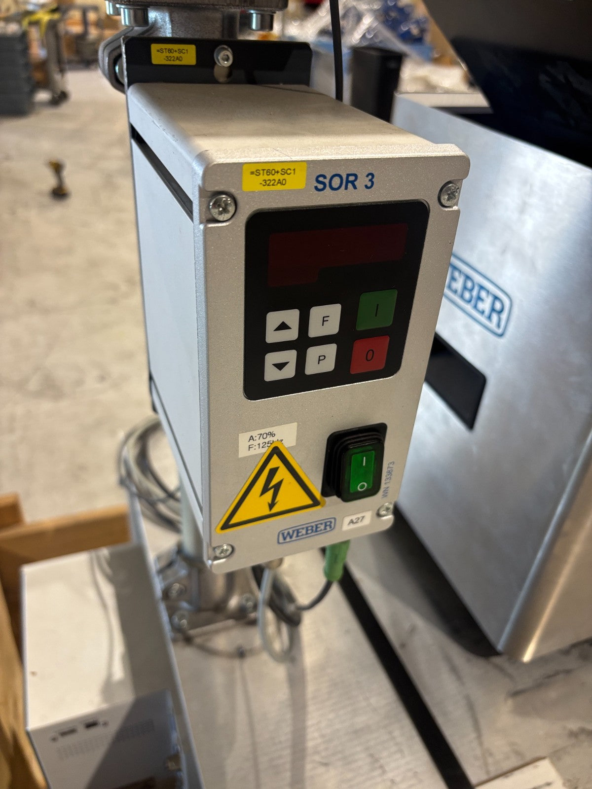 Weber ZEL240 Vibratory Screw Feeder System MFS168 SOR 3, C30S Controller - Maverick Industrial Sales