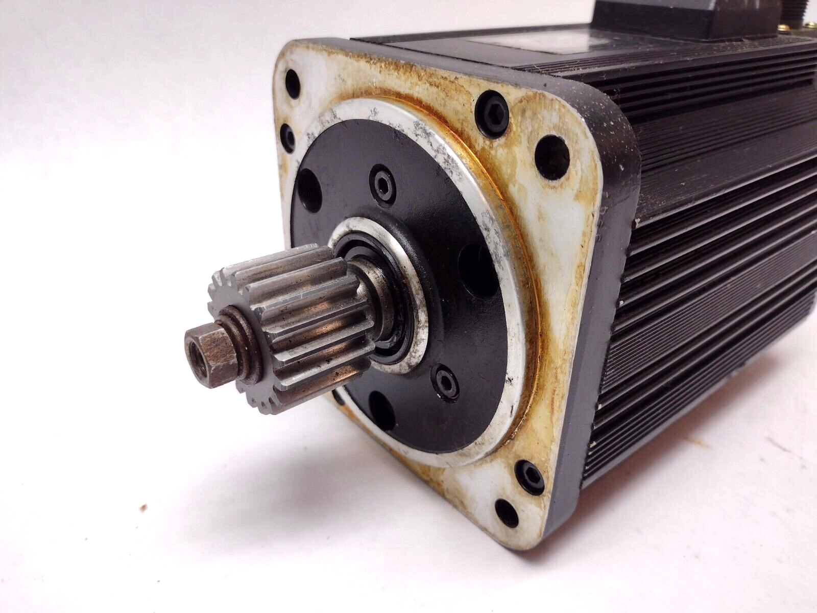 Vision DS-RH20TA-50O AC Servo Motor 200V 2000RPM - For parts or not working - Maverick Industrial Sales