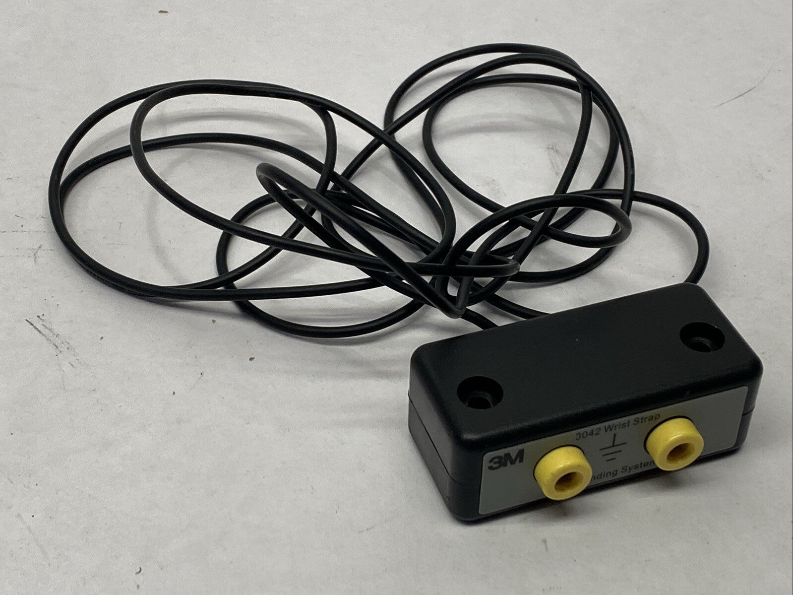 3M 3042 Grounding Wrist Strap Station - Used - Maverick Industrial Sales