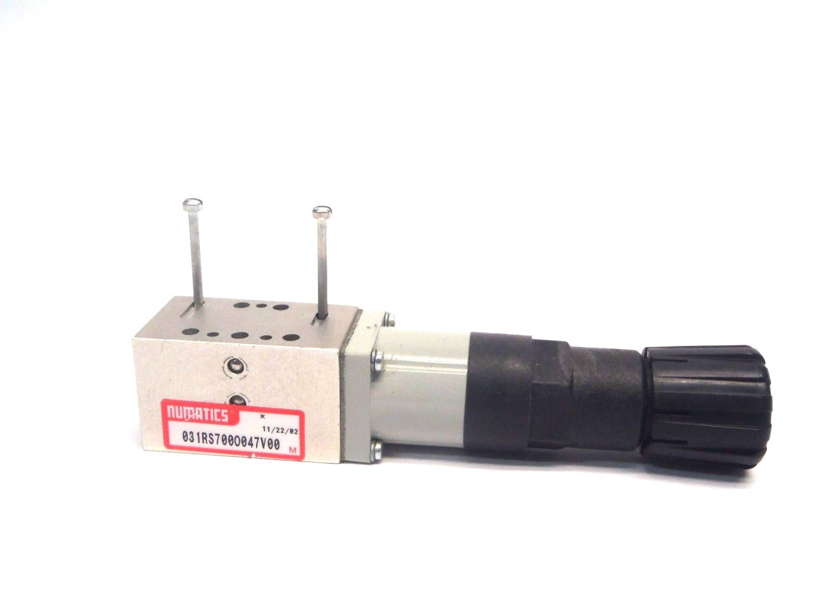 Numatics 031RS7000047V00 Pneumatic Valve Regulator 0-160PSI, Missing Gauge - Maverick Industrial Sales