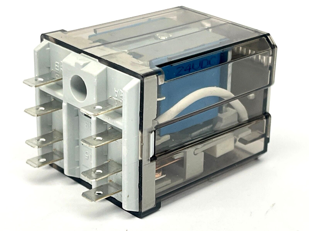 700-HB32Z24,700-HN153 | Allen Bradley 700-HB32Z24 Ser. E Relay w/ 700-HN153 Ser. B Relay Base- Used - Maverick Industrial Sales