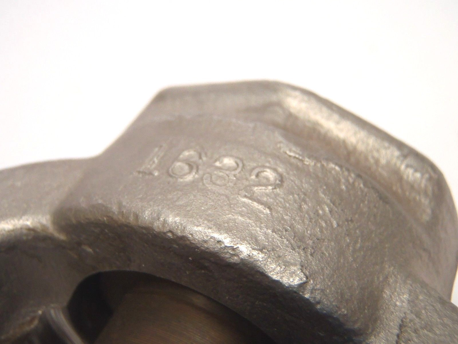 Conval Clamp Seal 1637 B 316 Yoke Assembly for Globe Valve #7-316 1632 - New – Open box - Maverick Industrial Sales