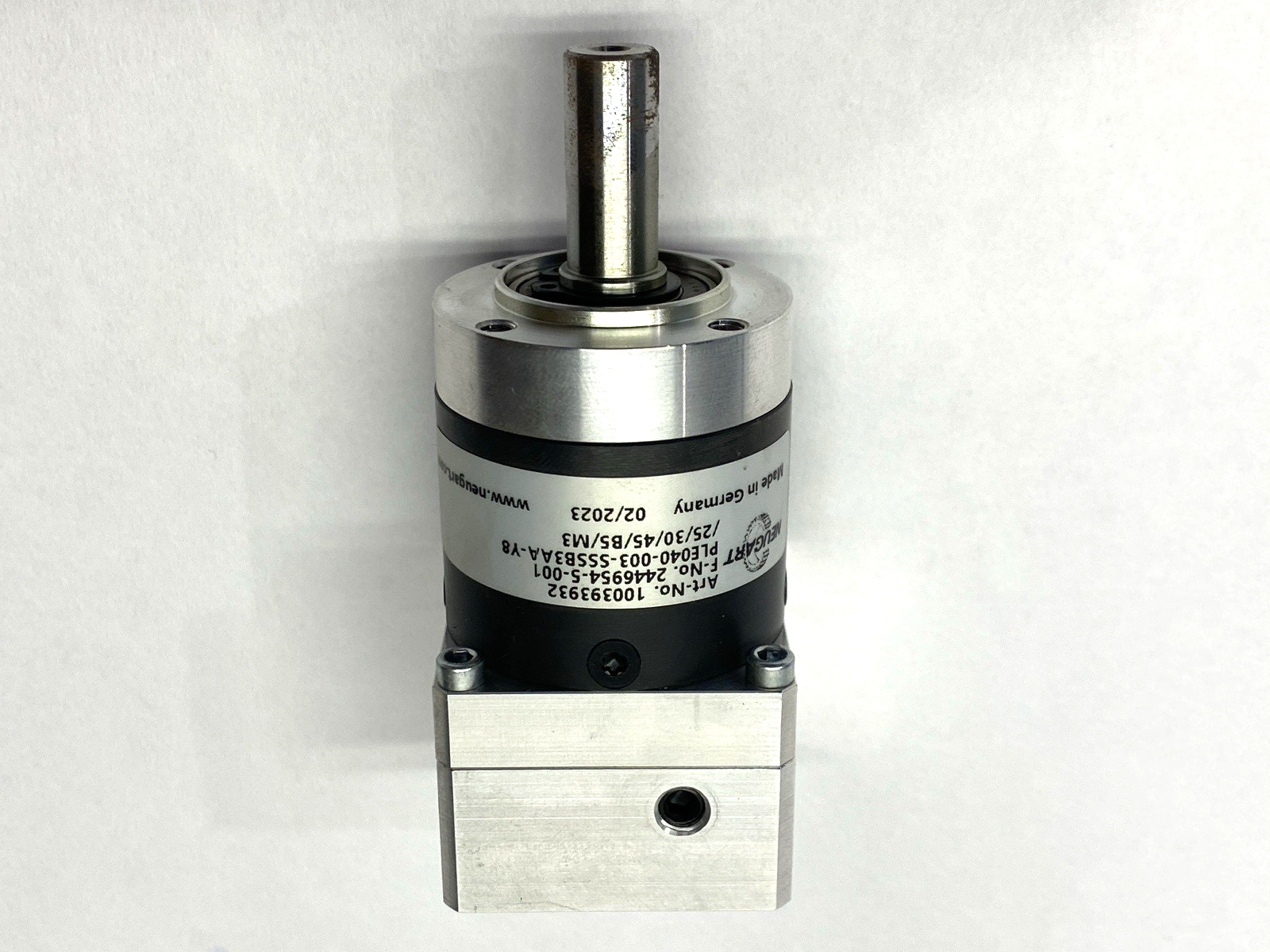 Neugart PLE040-003-SSSB3AA-Y8/25/30/45/B5/M3 Planetary Gear Motor 100393932 - New – Open box - Maverick Industrial Sales
