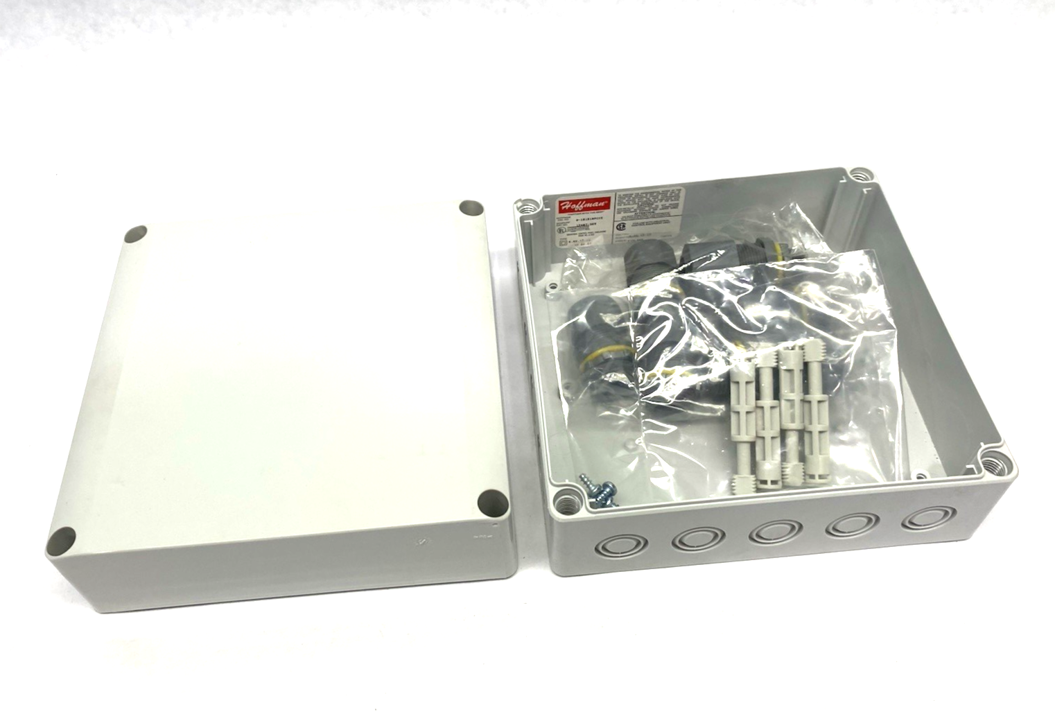 47725704
