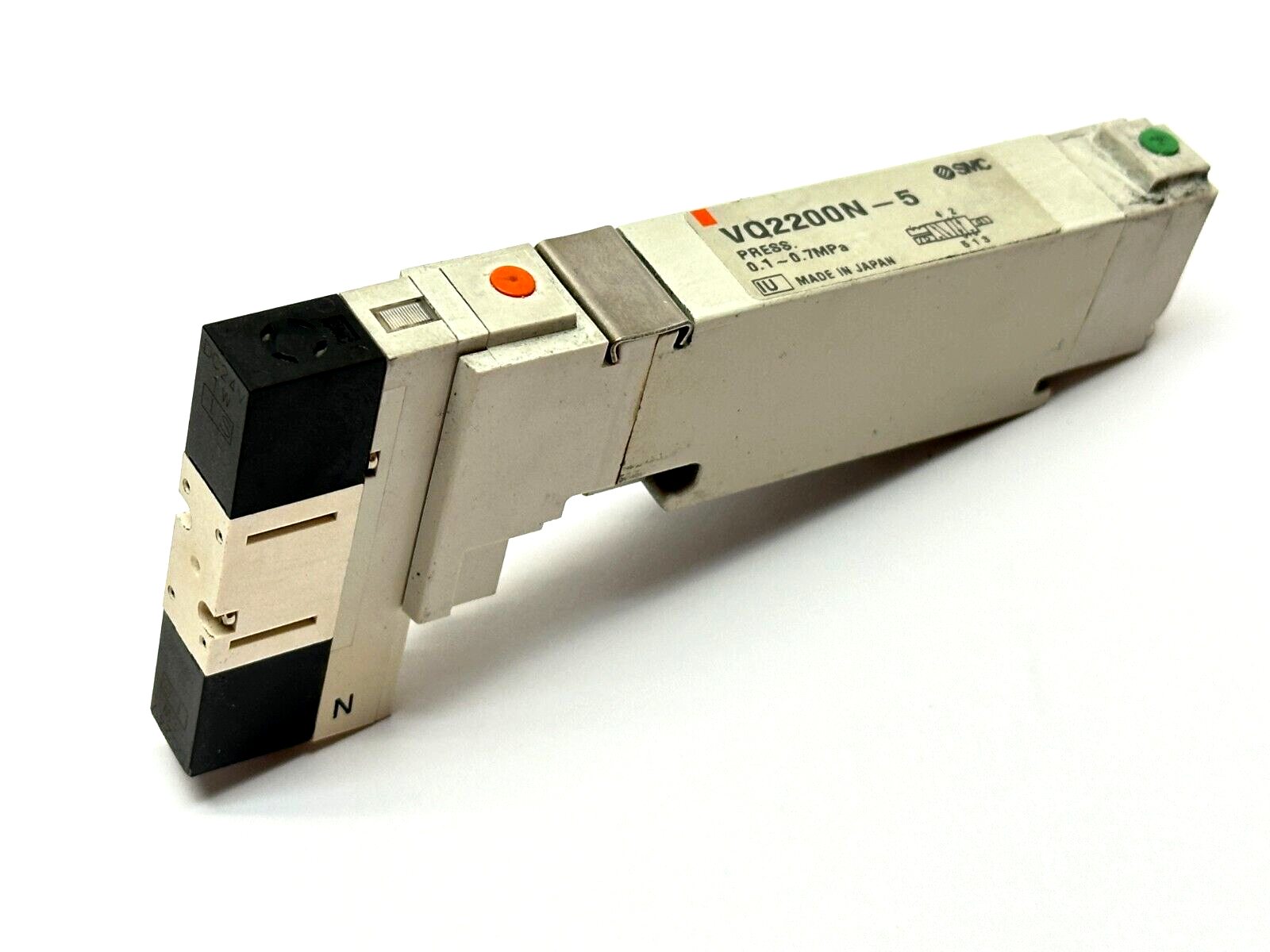 VQ2200N-5 | SMC Solenoid Valve 5-Port 0.1-0.7MPa - Used - Maverick Industrial Sales