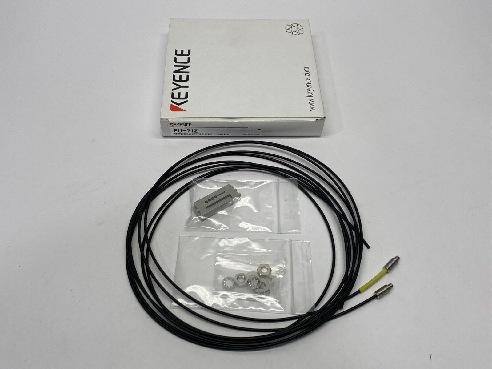 Keyence FU-71Z Digital Fiber Optic Sensor Fiber Unit Thrubeam Type - Maverick Industrial Sales