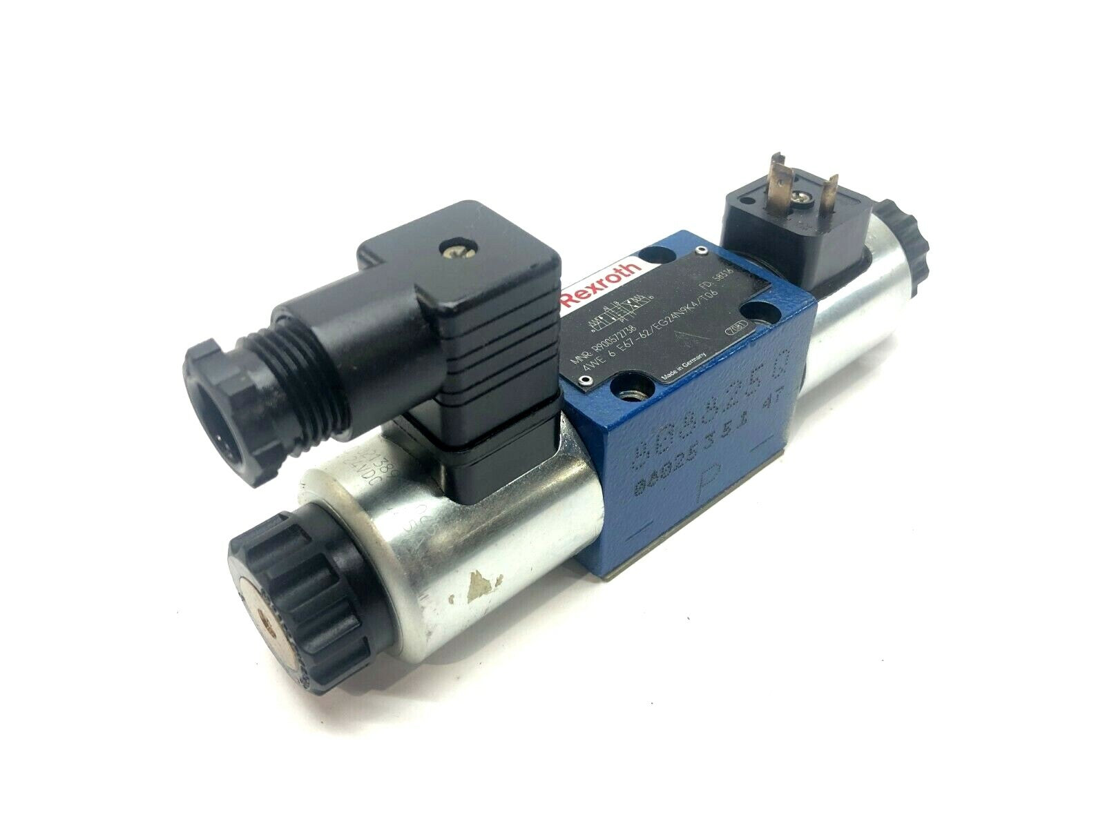Bosch Rexroth 4WE 6 E67-62/EG24N9K4/T06 Hydraulic Solenoid Valve - Maverick Industrial Sales