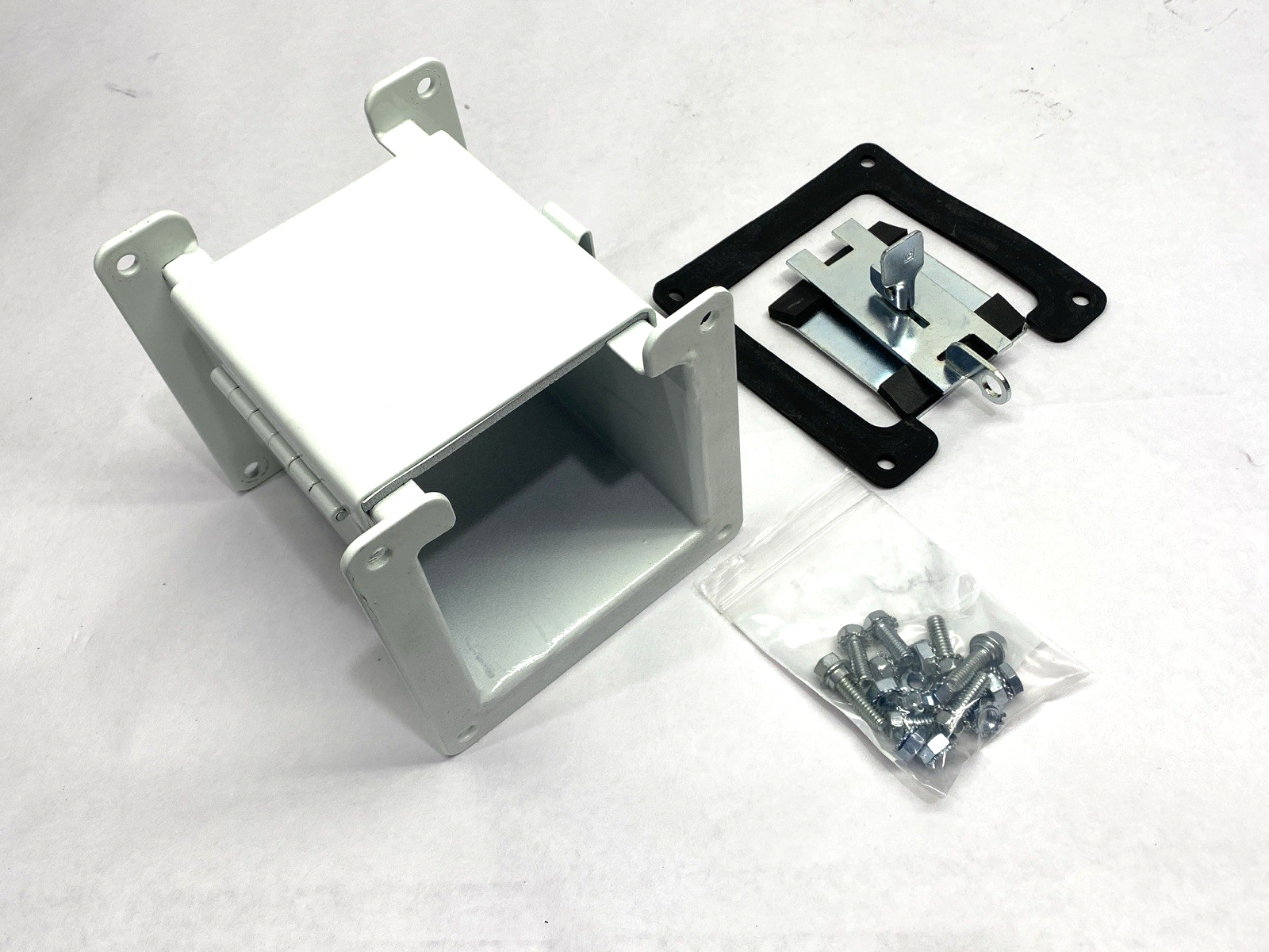 Hoffman F44L06 Straight Section Lay-in Hinged Cover Type 12 4" x 4" x 6" 18240 - Used - Maverick Industrial Sales