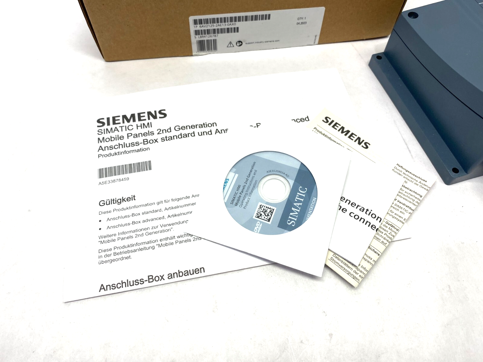 Siemens 6AV2125-2AE13-0AX0 SIMATIC HMI Mobile Connection Box - Maverick Industrial Sales
