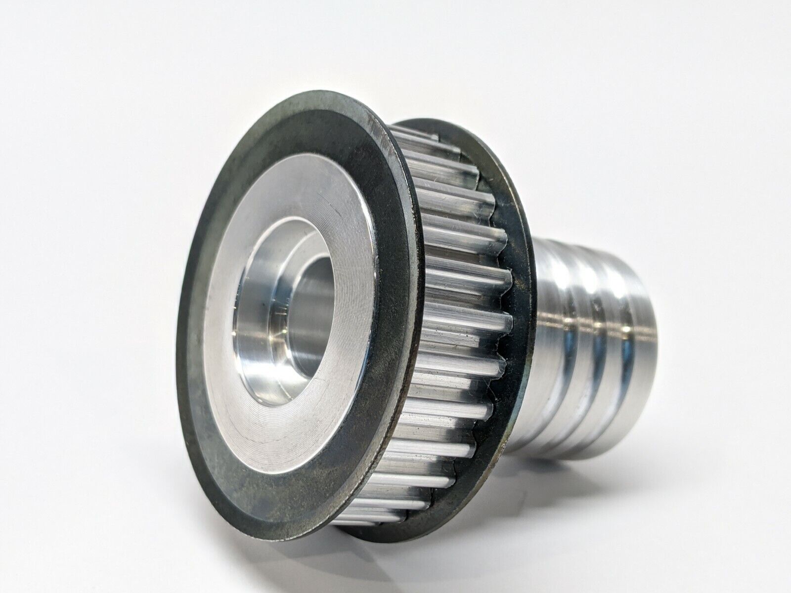 30T Tooth Aluminum Timing Pulley 14mm Shaft 13mm Belt Width - New – Open box - Maverick Industrial Sales