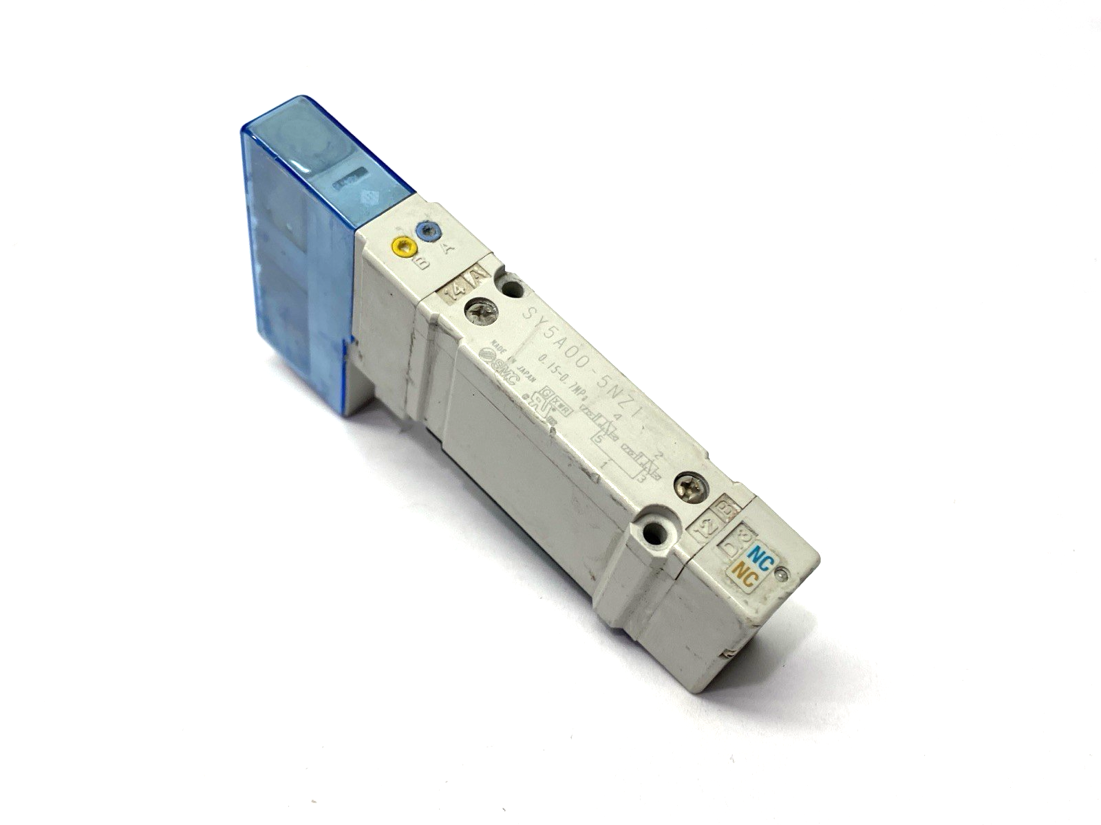 SY5A00-5NZ1 | SMC Pneumatic Solenoid Valve - Used - Maverick Industrial Sales