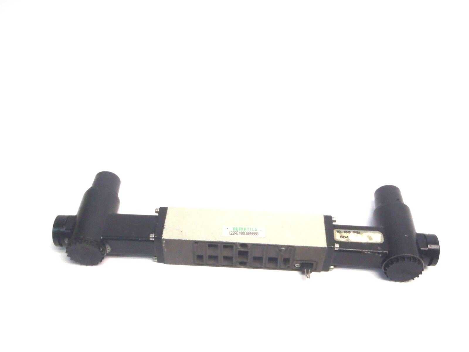 122RE1000000000 | Numatics 10-30 PSI Dual Sandwich Regulator / Valve - Used - Maverick Industrial Sales