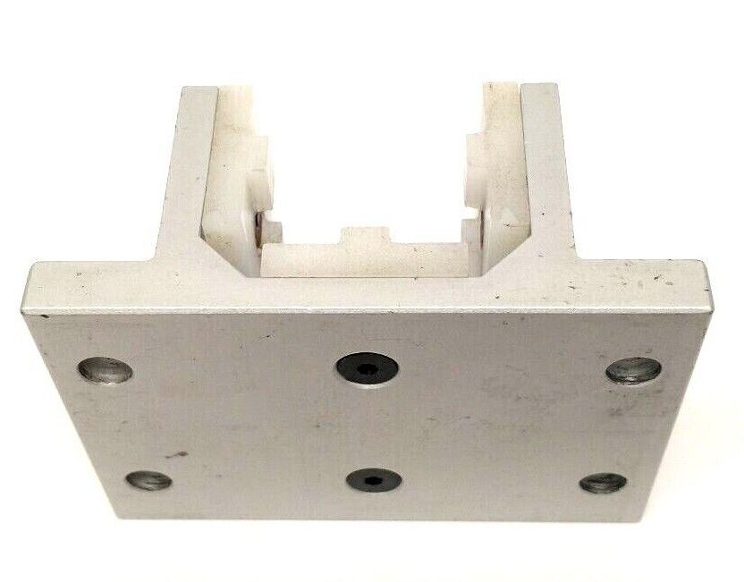 6835 | 80/20 15 Series 3 Slot Mount Double Flange Short High-Cycle Linear Bearing - Used - Maverick Industrial Sales