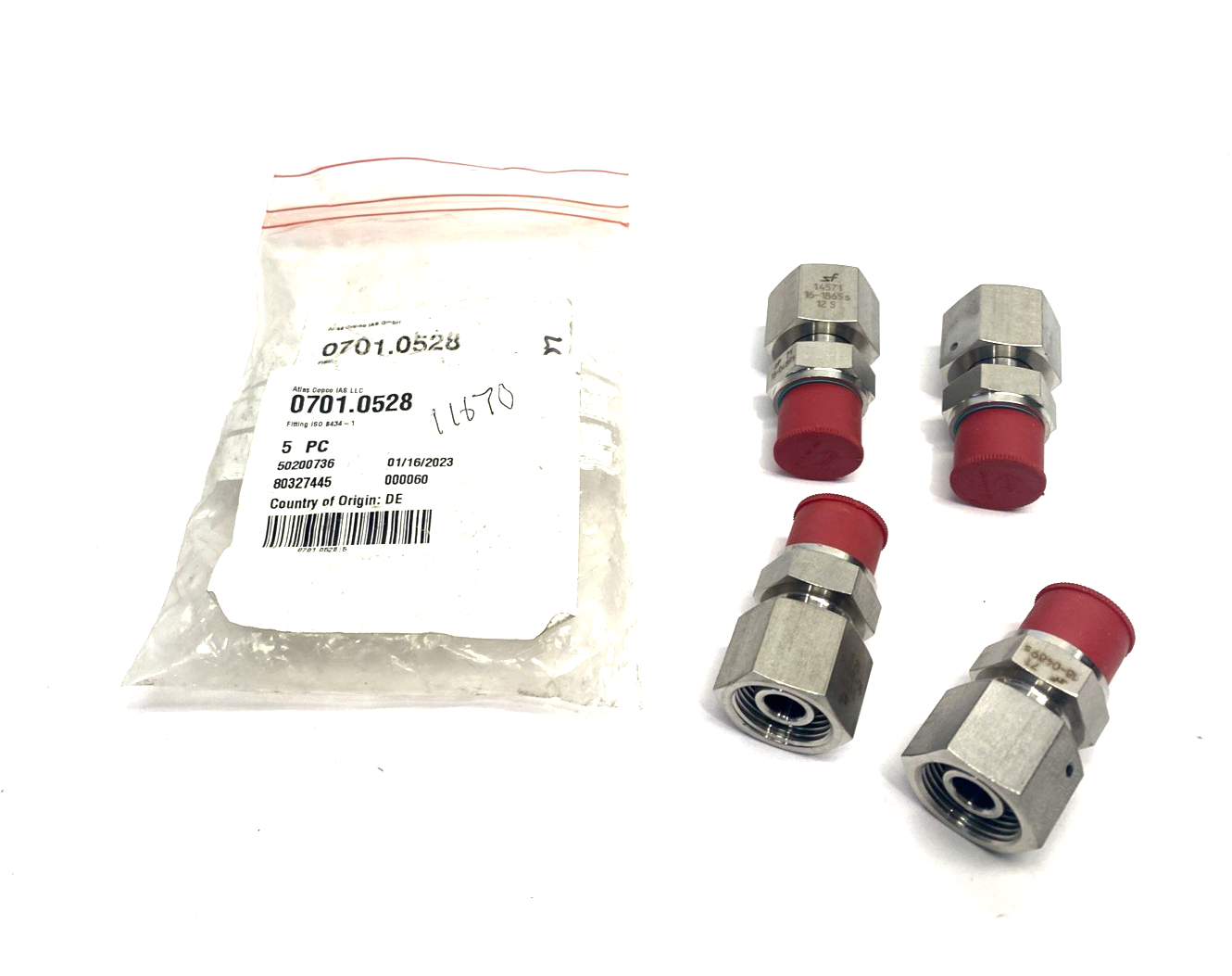 0701.0528 | Atlas Copco Fitting ISO 8434-1 LOT OF 4 - New – Open box - Maverick Industrial Sales