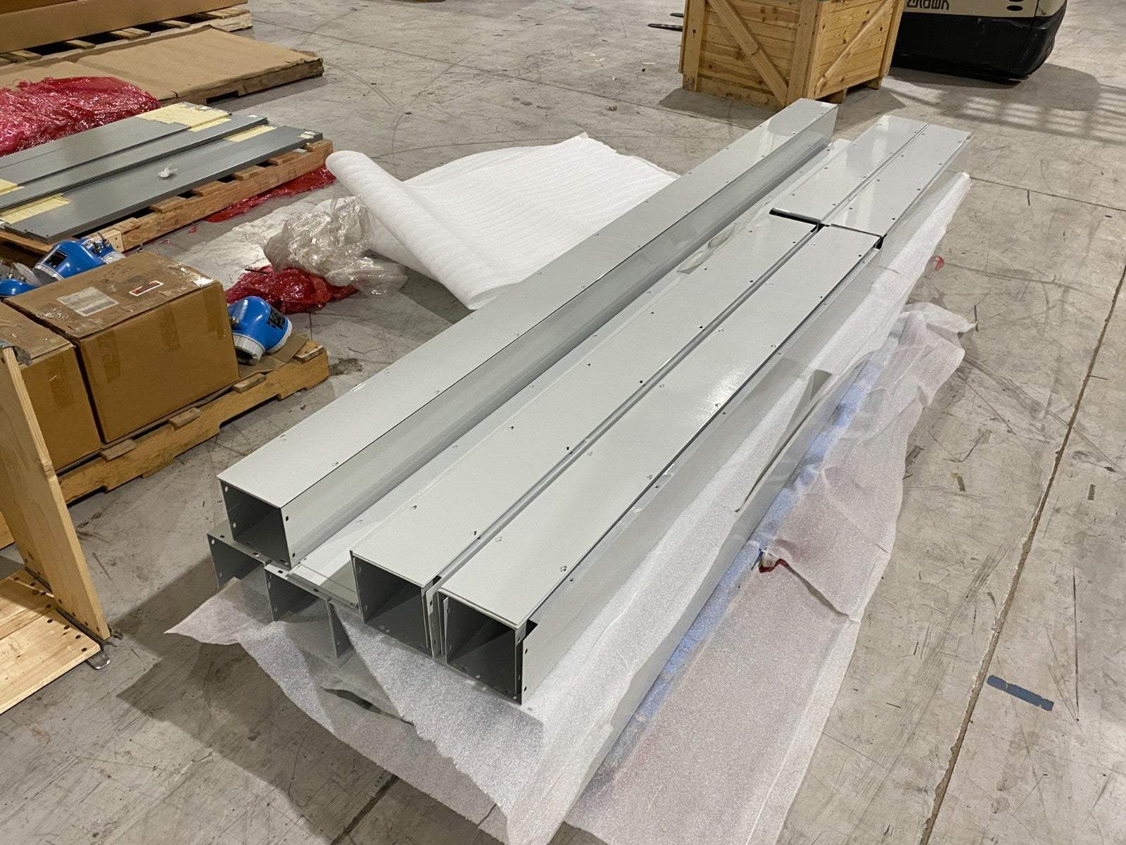 LOT OF 15 Hoffman 10' Wireway Section & Covers, 4x 6' Sect, 2x 4' Sect, WHITE - Maverick Industrial Sales