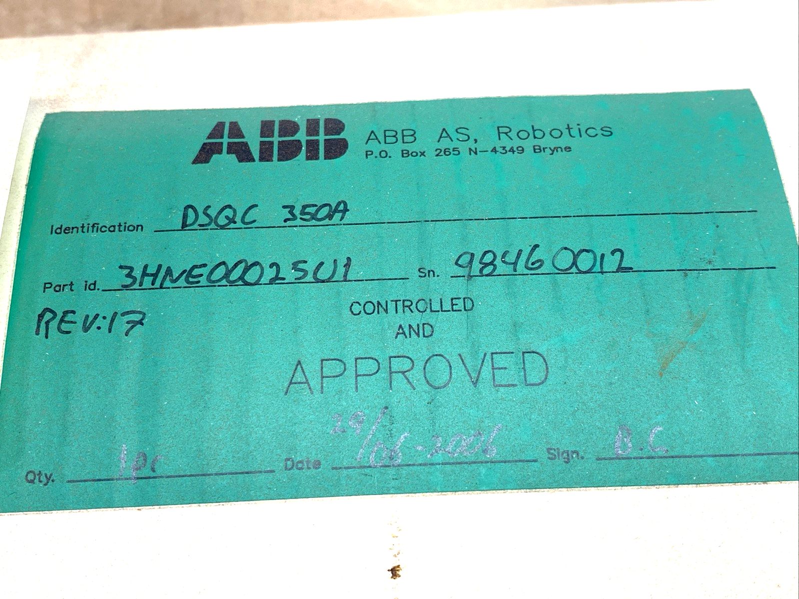 3HNE00025U1, 3HNE00025-1, DSQC 350 | ABB 3HNE00025-1/13 DSQC 350 I/O Remote Module 3HNE00025U1 - For parts or not working - Maverick Industrial Sales