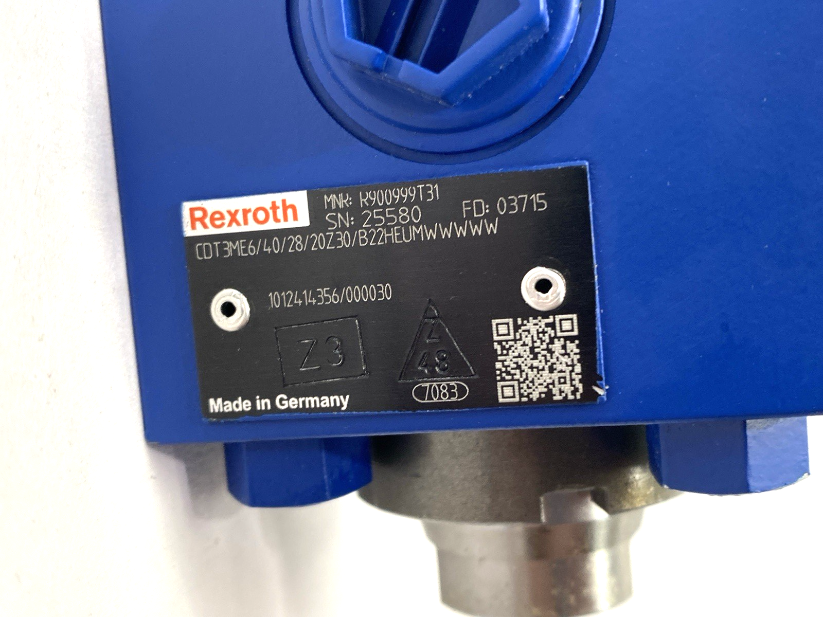 Rexroth CDT3ME6/40/28/20Z30/B22HEUMWWWWW Hydraulic Cylinder R900999T31 - Maverick Industrial Sales