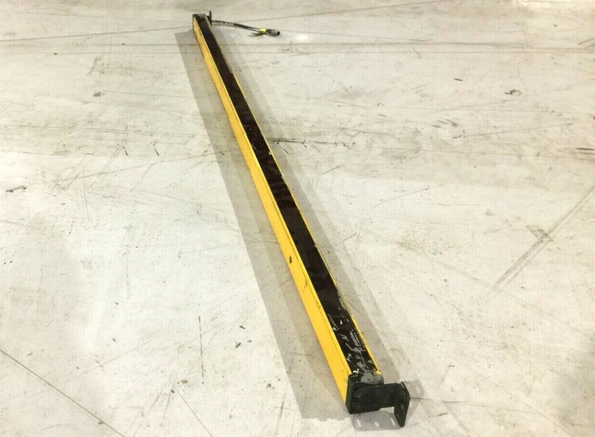 STI 70111-1043 Mini Safe 4600 Series MS46-30-1215-X-GM1 Transmitter - Maverick Industrial Sales