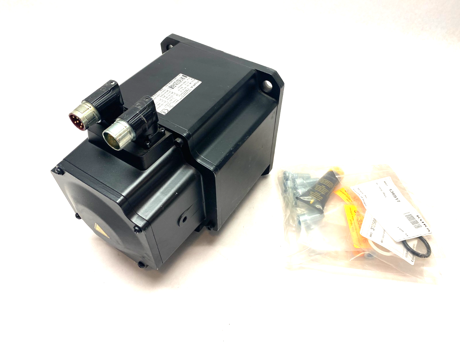 Kuka 311114 Servo Motor 5,5kW L0 ME, ME_260_190_30_L0 DAMAGED CONNECTOR - New – Open box - Maverick Industrial Sales