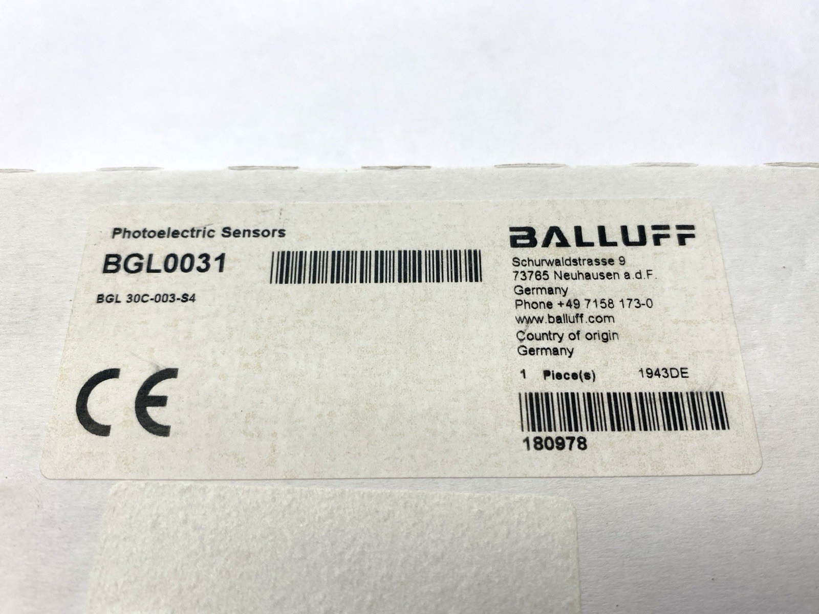 Balluff BGL 30C-003-S4 Photoelectric Fork Sensor 30mm Slot M8 Series C BGL0031 - New – Open box - Maverick Industrial Sales