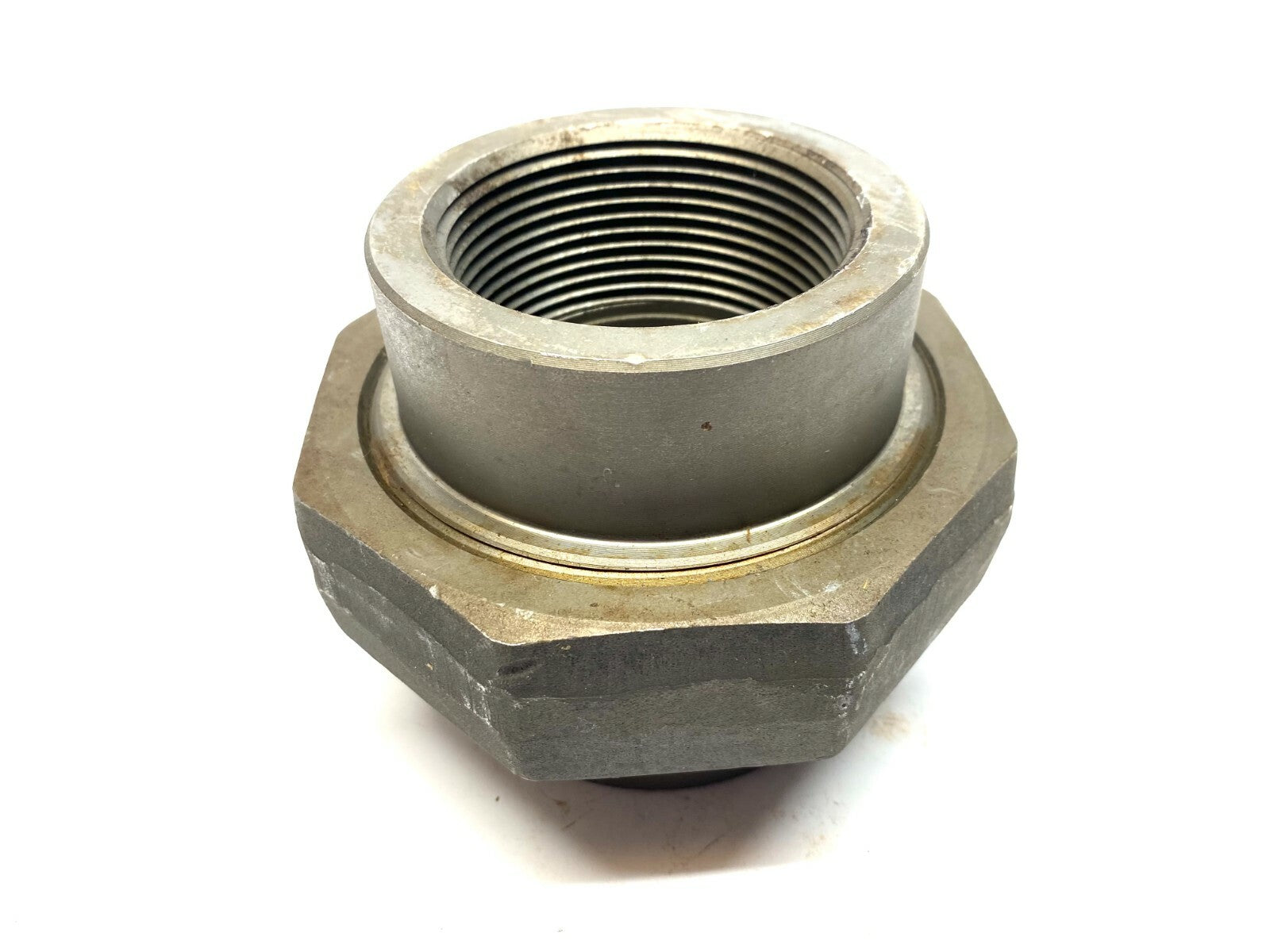 2-1/2" Threaded Pipe Union SP83 Forged Steel 3000lb - Maverick Industrial Sales