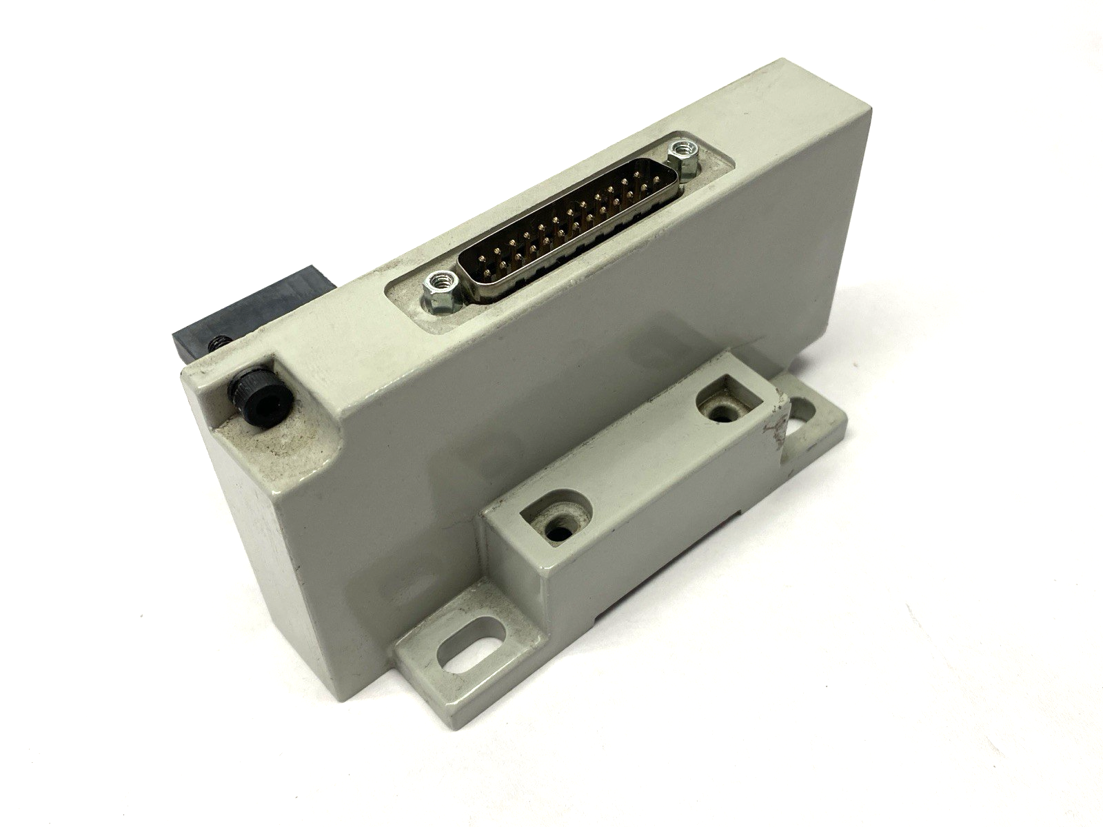 239-1174 | Numatics Pneumatic Manifold Base Connector 25-Pin Sub-D - Used - Maverick Industrial Sales