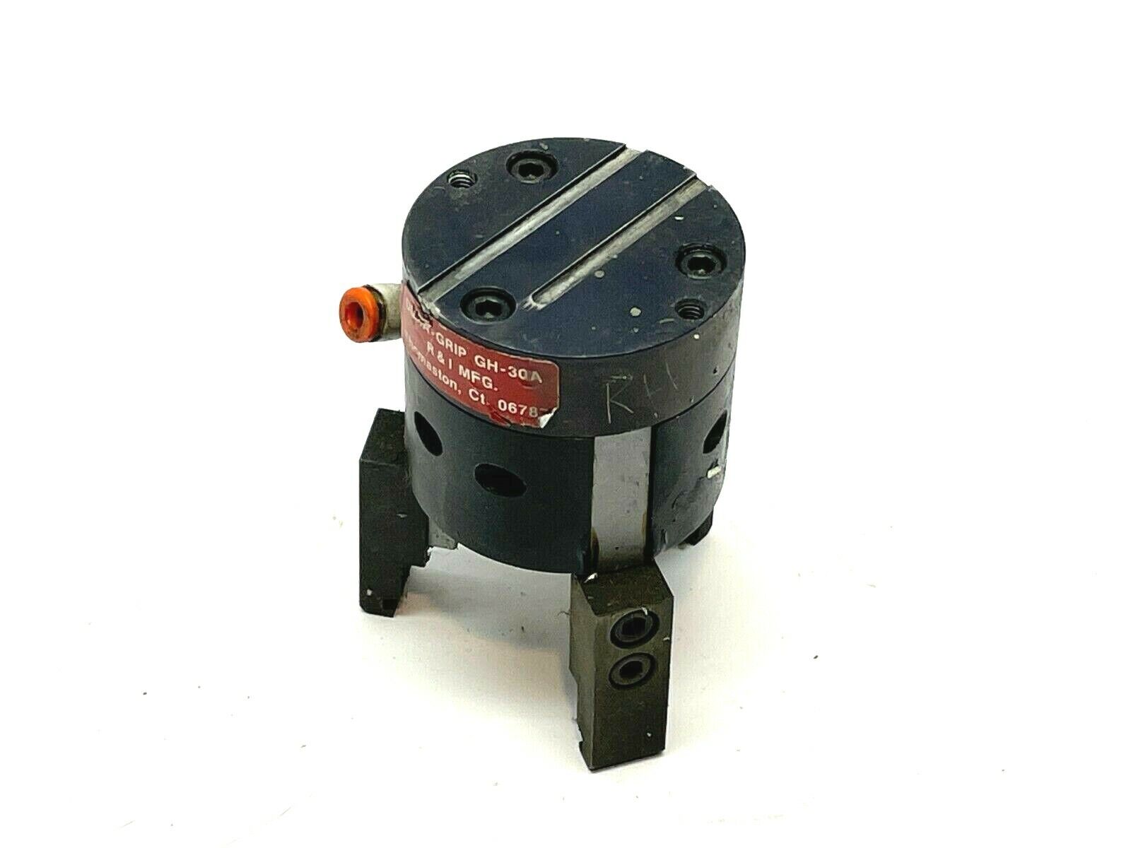 GH-30A | R&I Dura-Grip Angular Gripper - Used - Maverick Industrial Sales