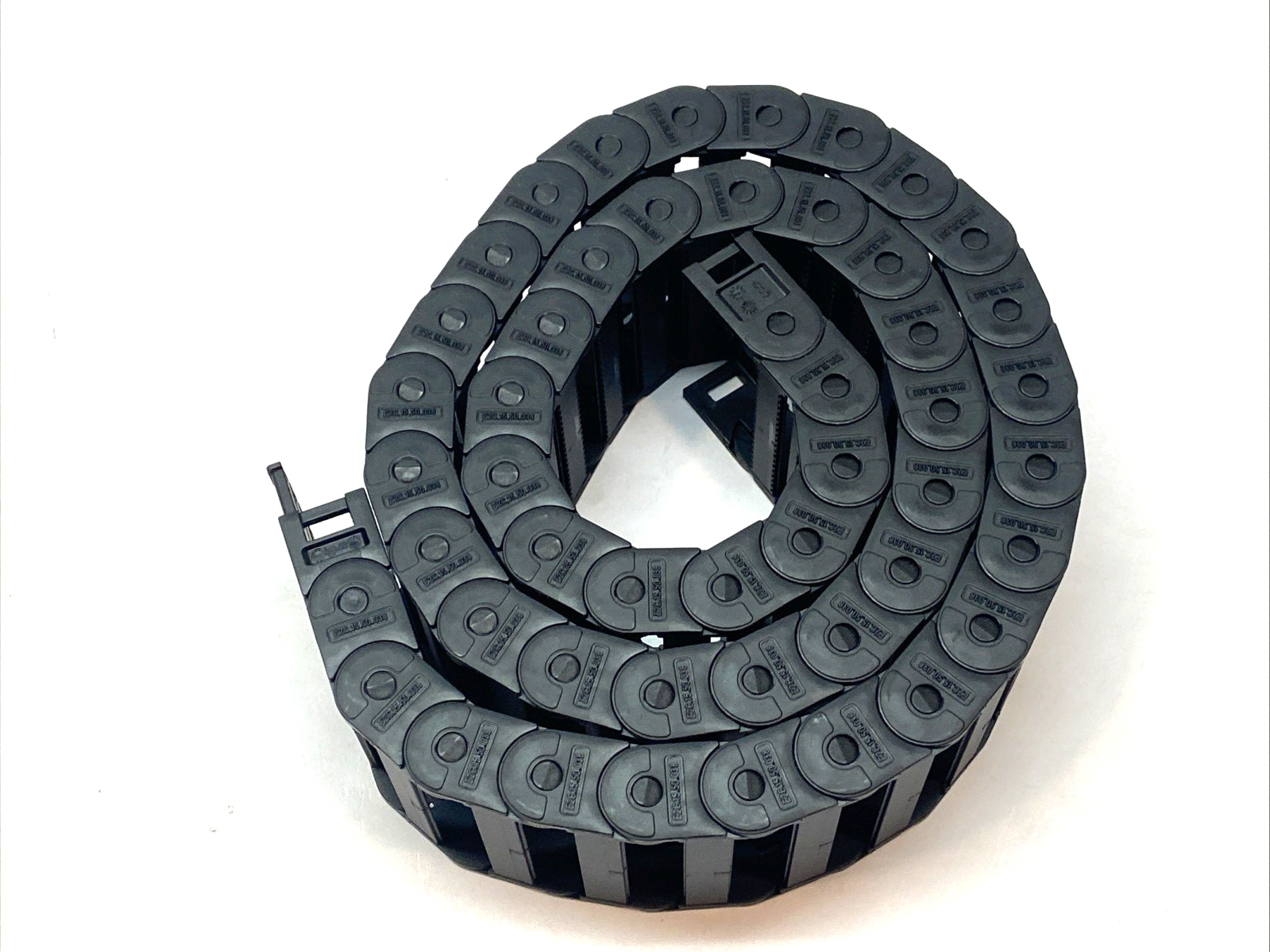 Igus E2C.15.50.038.0 E-Chain Cable Carrier 49-Links 41" Overall Length - Maverick Industrial Sales