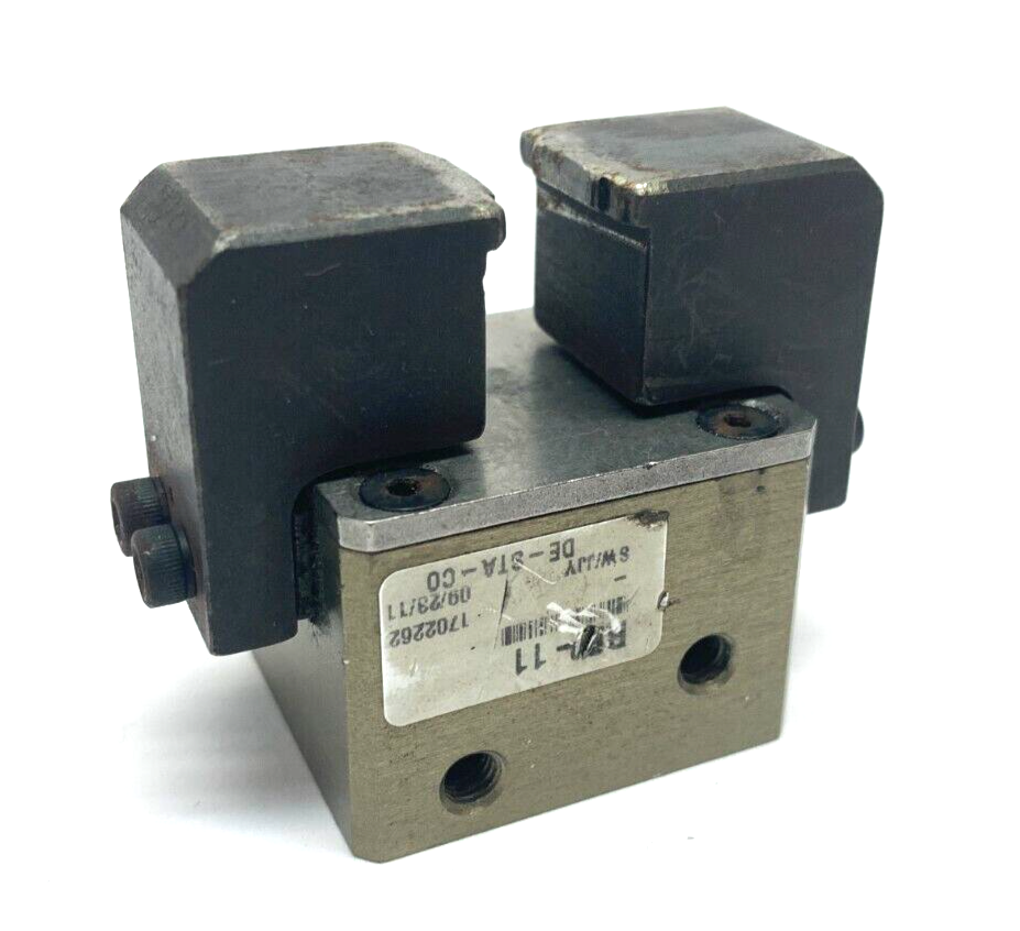 Destaco Robohand RP-11 Double Wedge Parallel Grippers High Impact - Maverick Industrial Sales