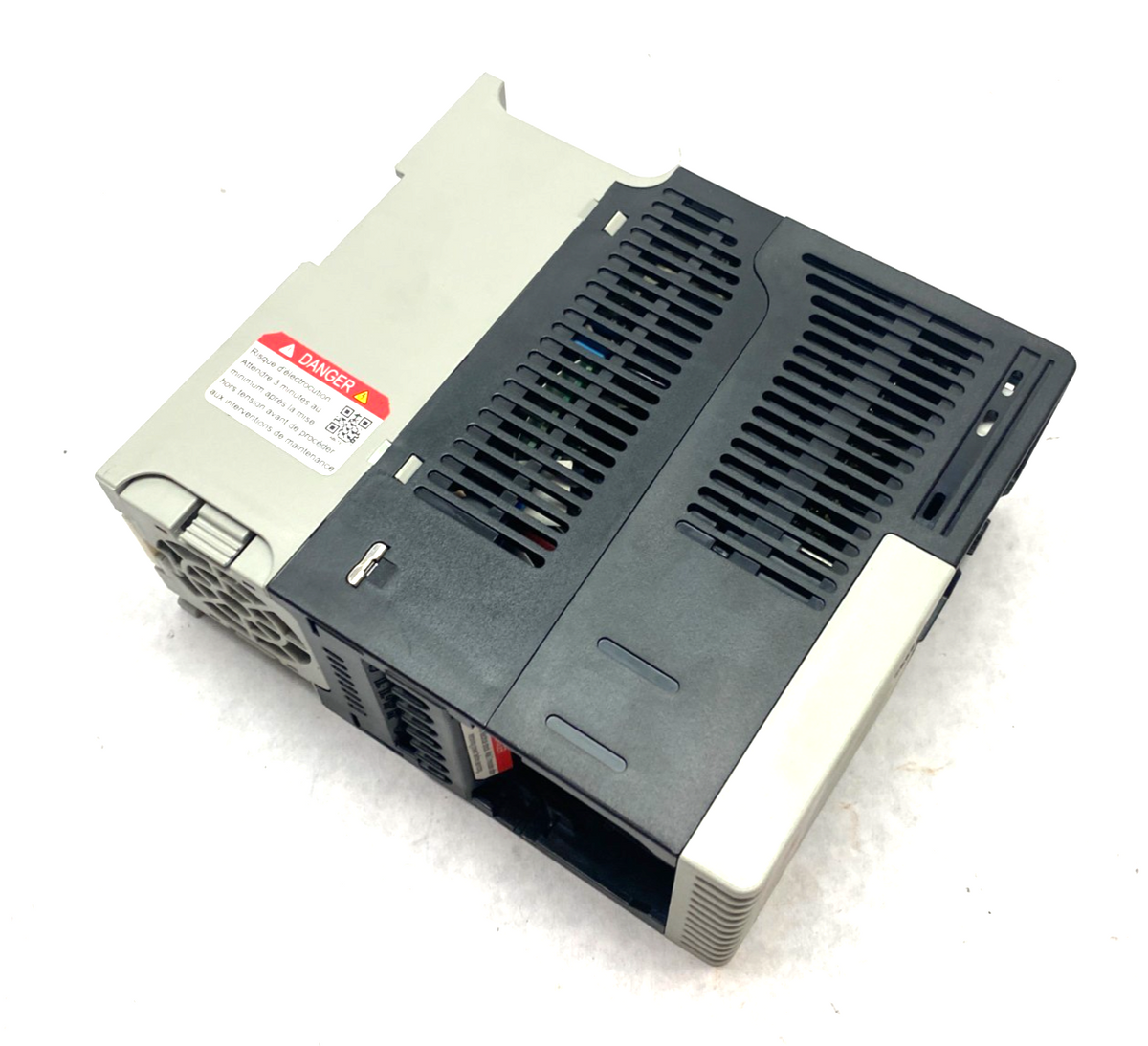 25B-D1P4N104 | Allen Bradley Ser. A PowerFlex 525 0.4kW (0.5Hp) AC Drive 3-Phase - Used - Maverick Industrial Sales