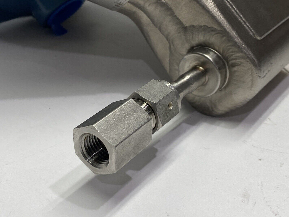 CMF010M323NRAAEZZZ | Emerson Micro Motion Mass Flow Sensor - New Other - Maverick Industrial Sales