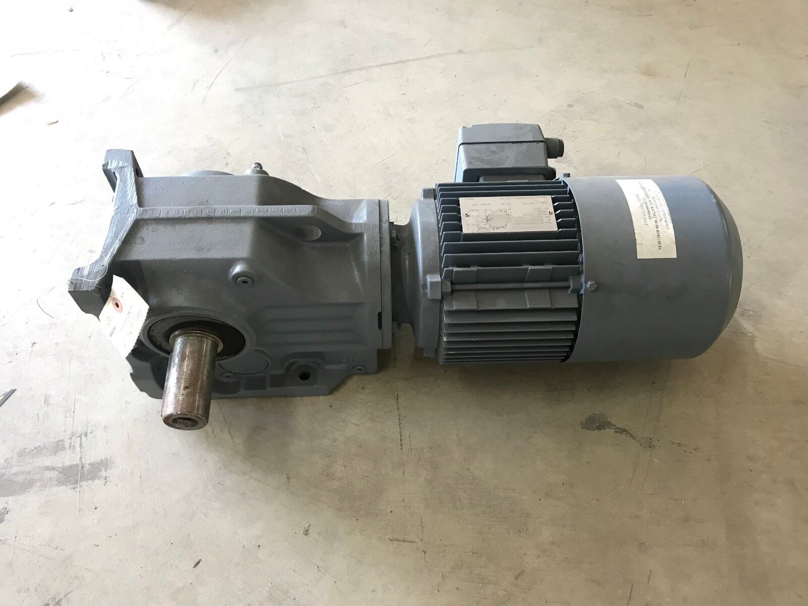 SEW-USOCOME K67 MI90S8/BMG/HF/IS Electric Motor / Speed Reducer - Used - Maverick Industrial Sales