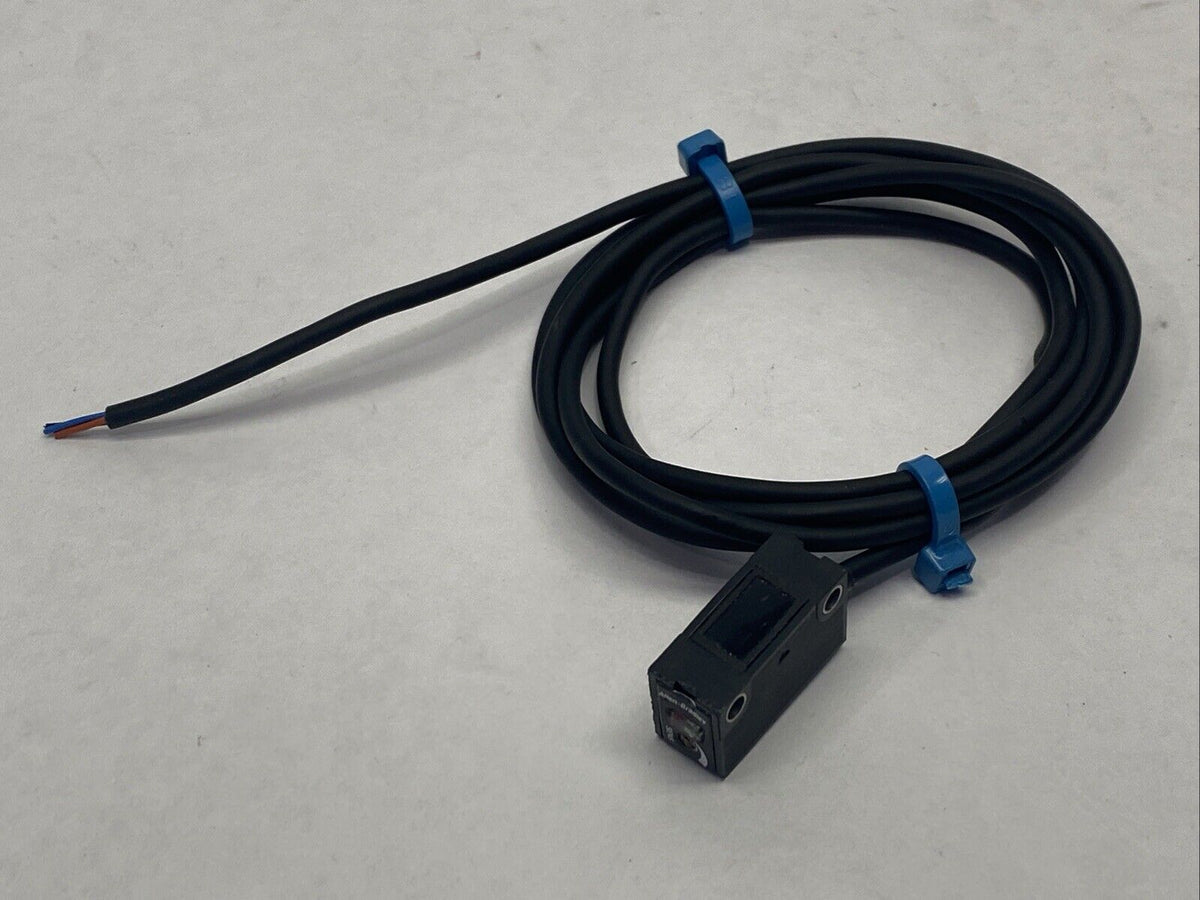 42KB-S1LPSB-A2 | Allen Bradley Ser A Photoelectric Sensor 12-24VDC - Used - Maverick Industrial Sales
