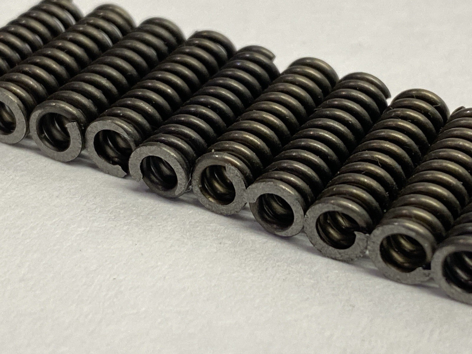 Trumpf 052069 Compression SPrings D-179C LOT OF 10 - New – Open box - Maverick Industrial Sales