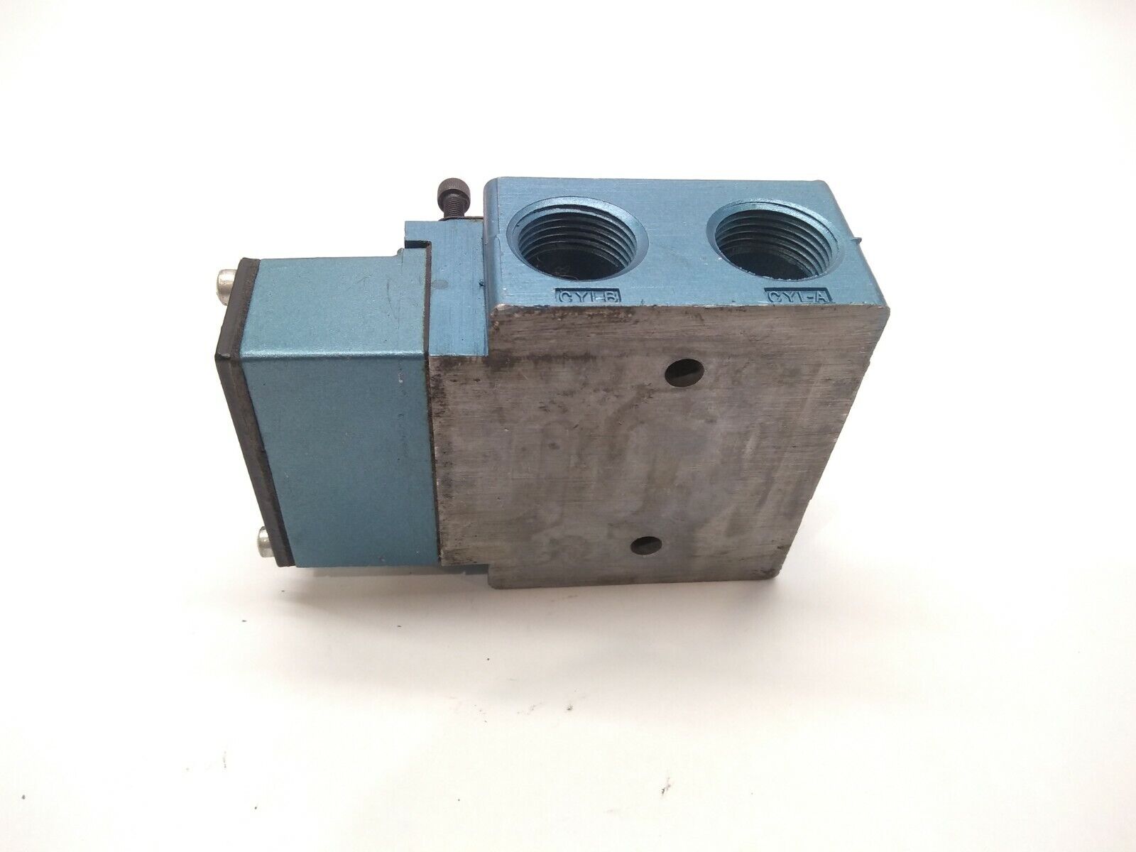 Manifold | Mac Valves Dual Cylinder for Solenoid Valves - Used - Maverick Industrial Sales