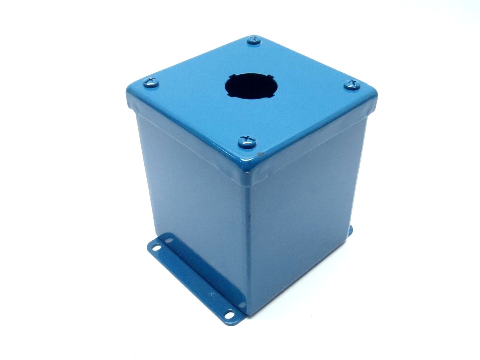 Saginaw Controls Steel Enclosure 5"H x 4"W x 4"L Painted BLUE - New - Maverick Industrial Sales