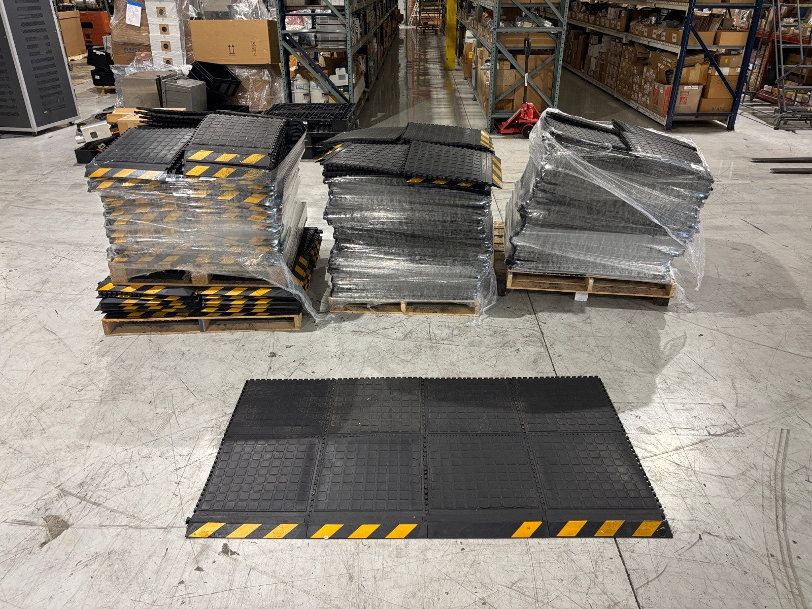 2nd Shift Hog Heaven 18x18" Anti-Static Anti-Fatigue Modular Floor Tiles LOT 400 - Maverick Industrial Sales