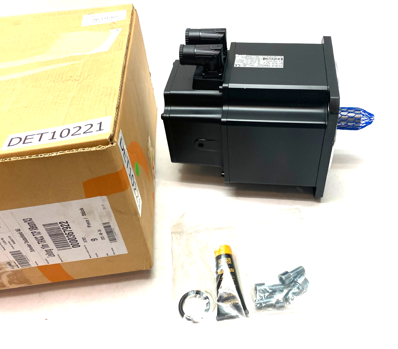 Kuka 00-334-485 Servo Motor 5,5kW L0 ME, ME_260_190_30_L0 - New – Open box - Maverick Industrial Sales